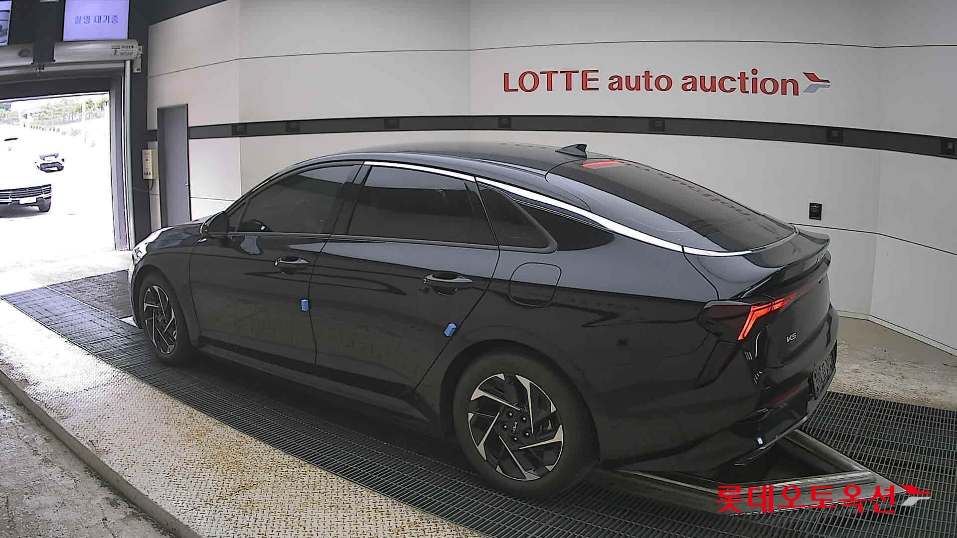 Kia K5 - 15