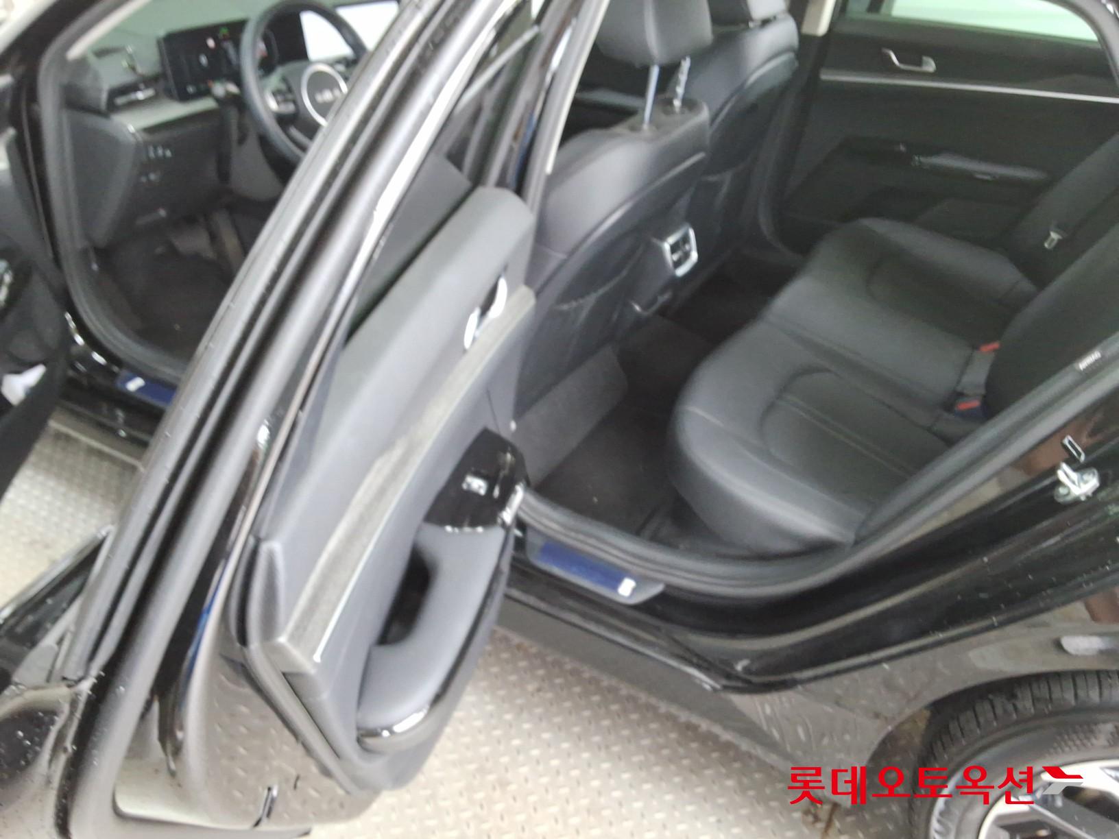 Kia K5 - 38