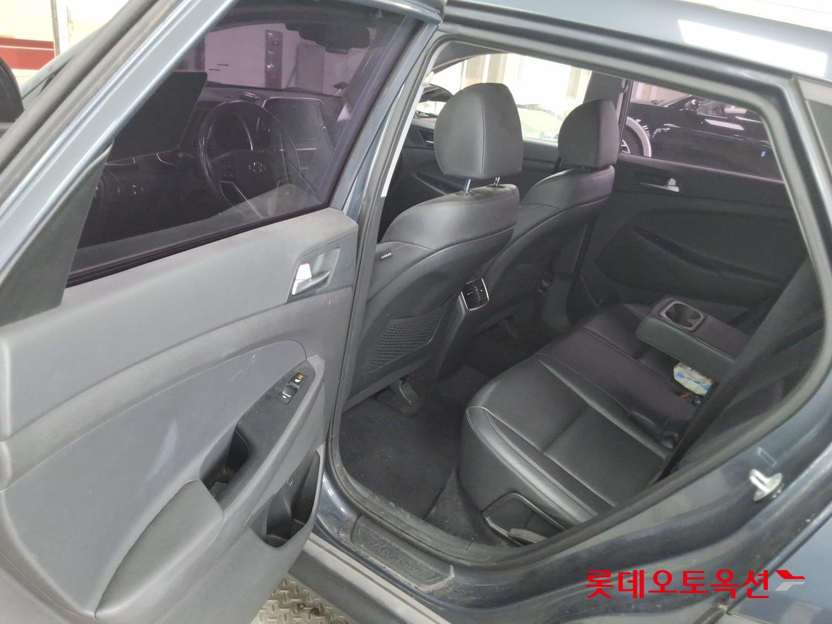 Hyundai Tucson - 37