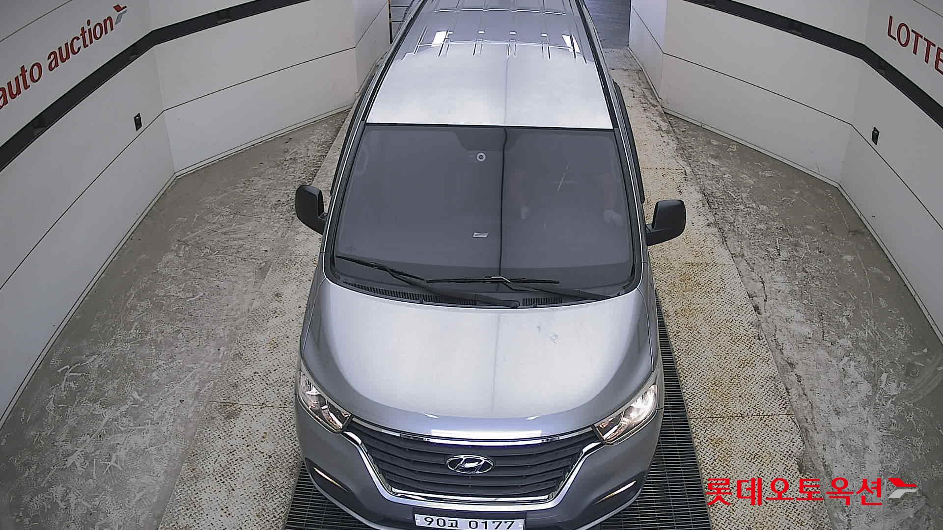 Hyundai Grand Starex - 7
