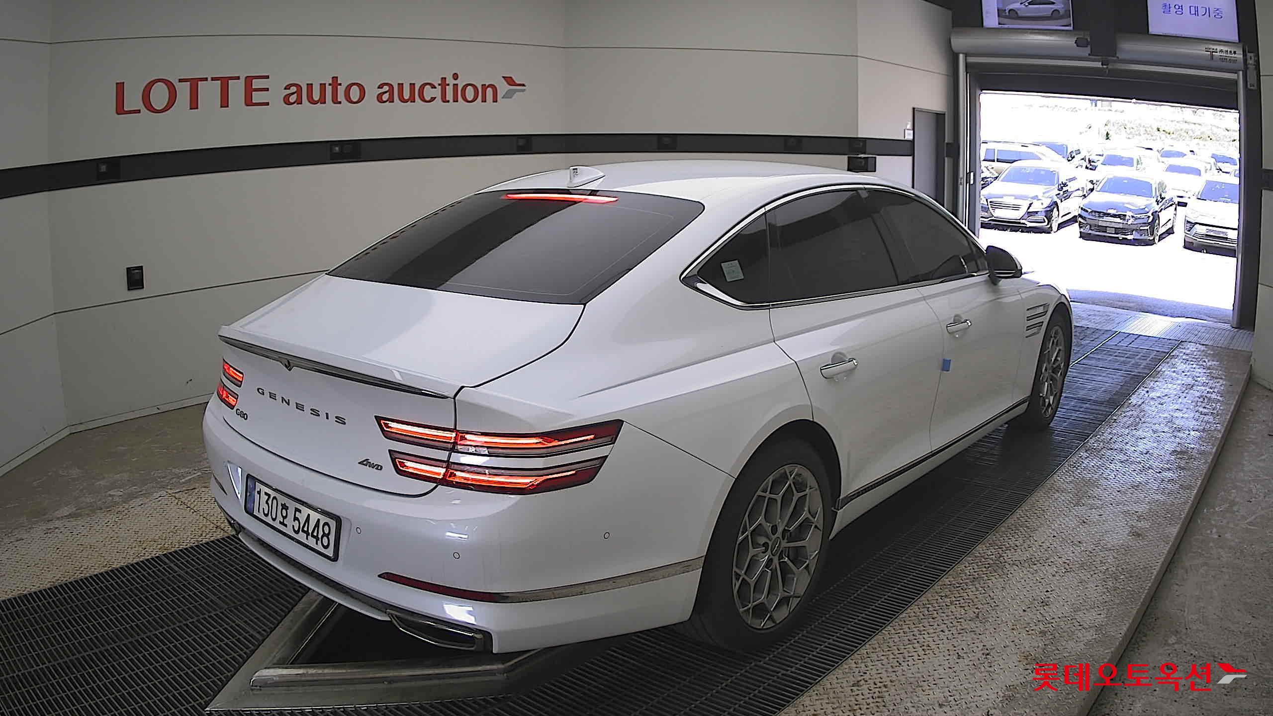 Genesis G80 - 5