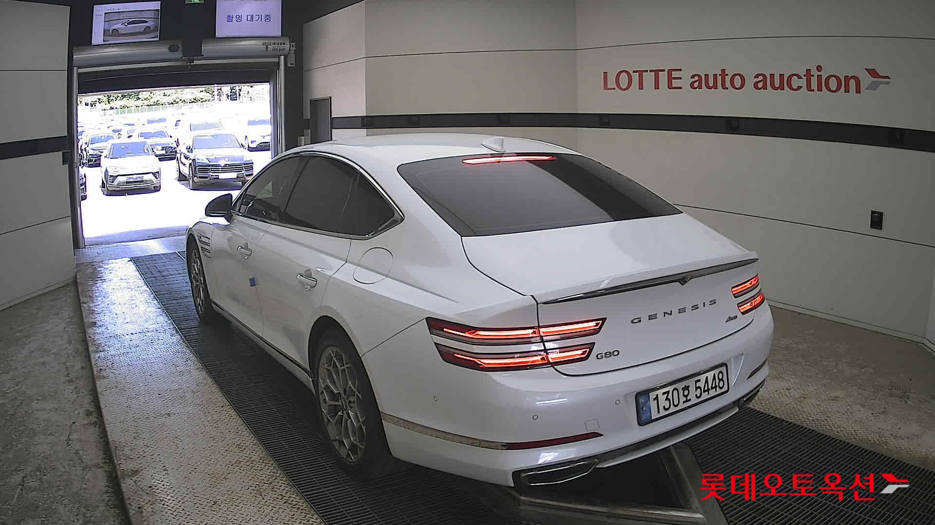 Genesis G80 - 16