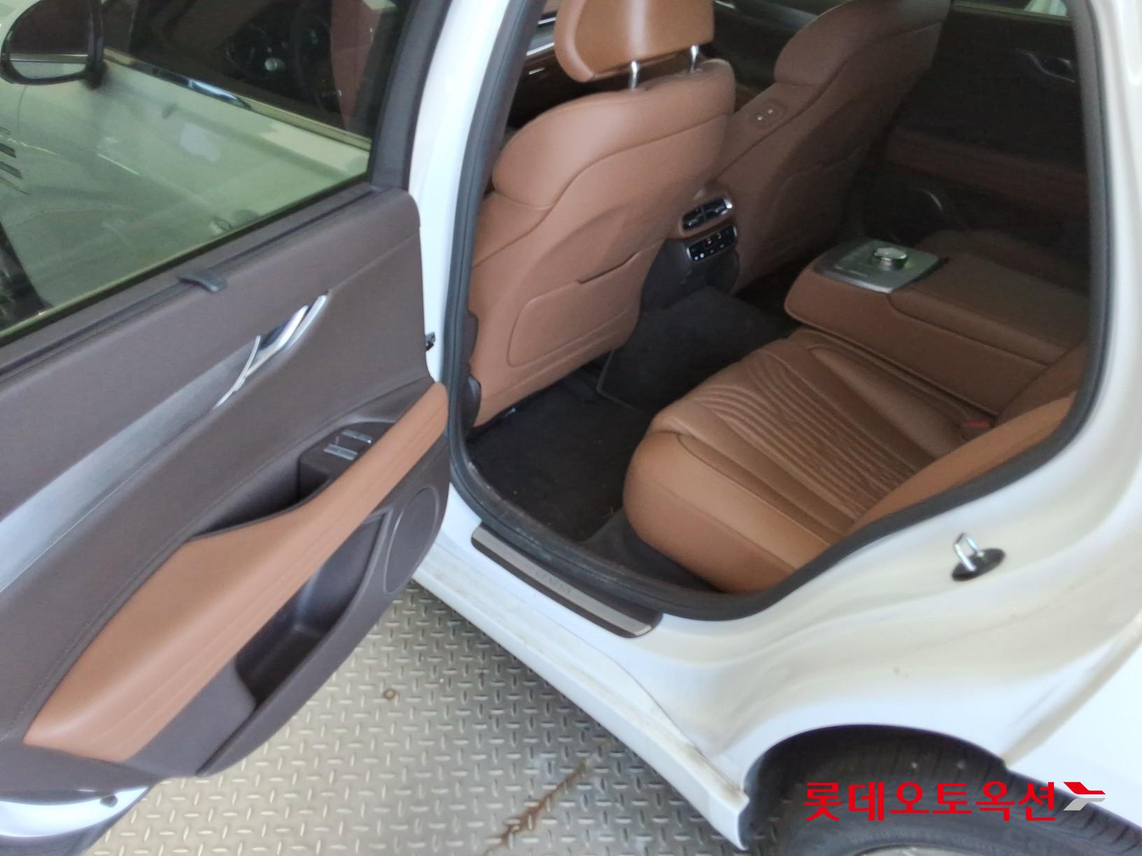 Genesis G80 - 37