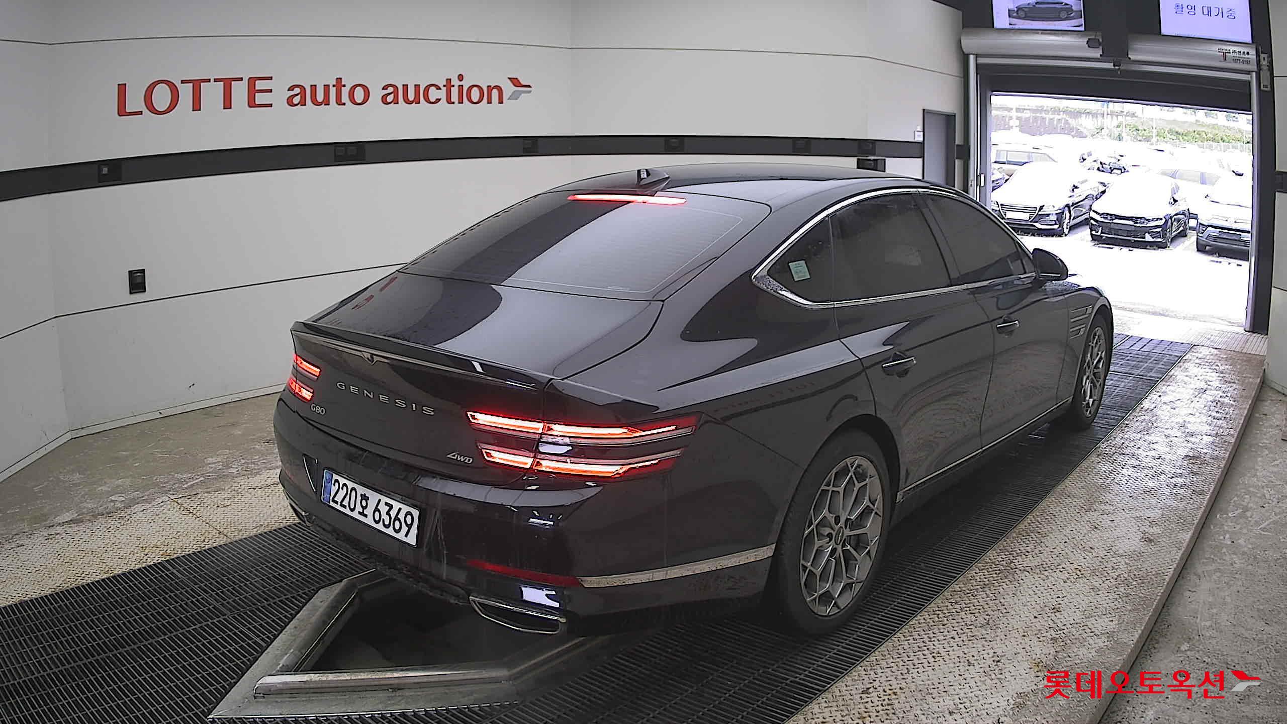 Genesis G80 - 5