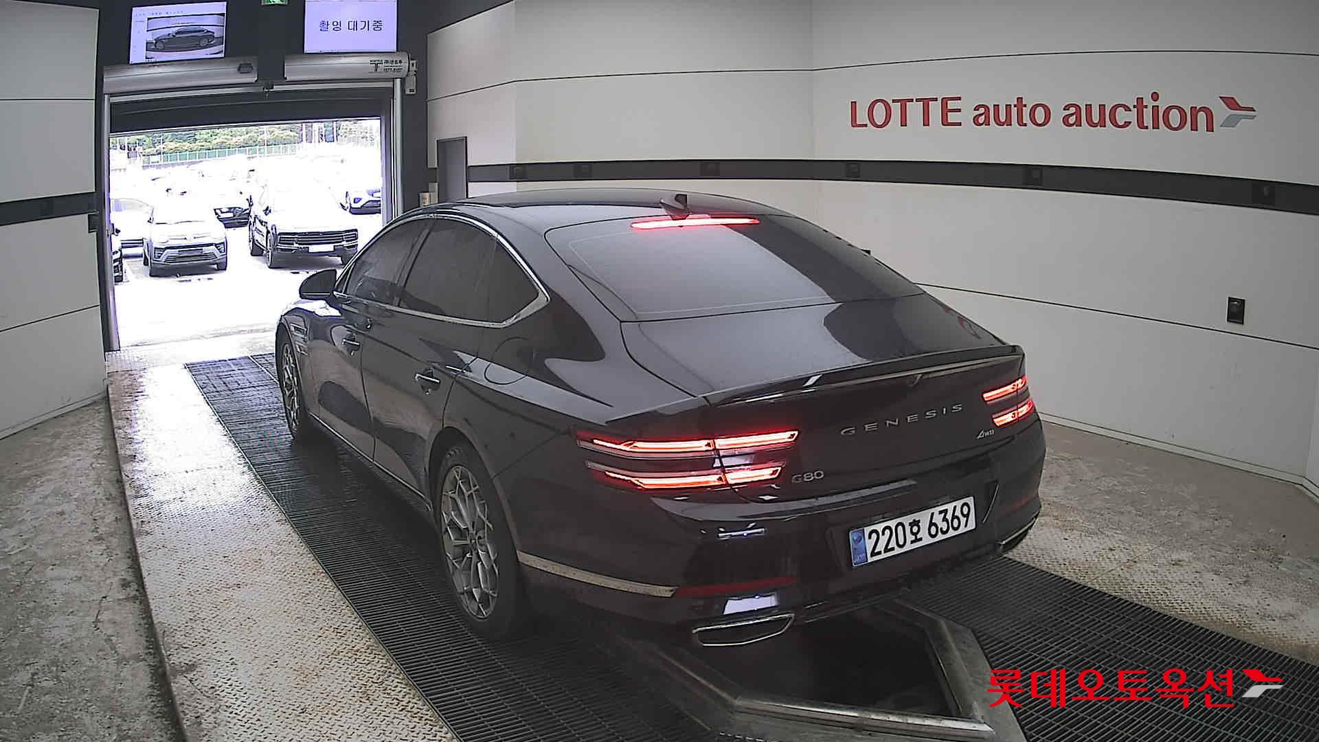 Genesis G80 - 16