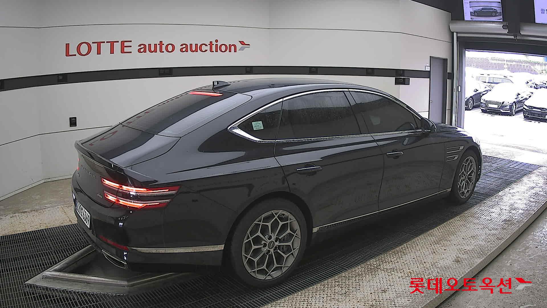 Genesis G80 - 19
