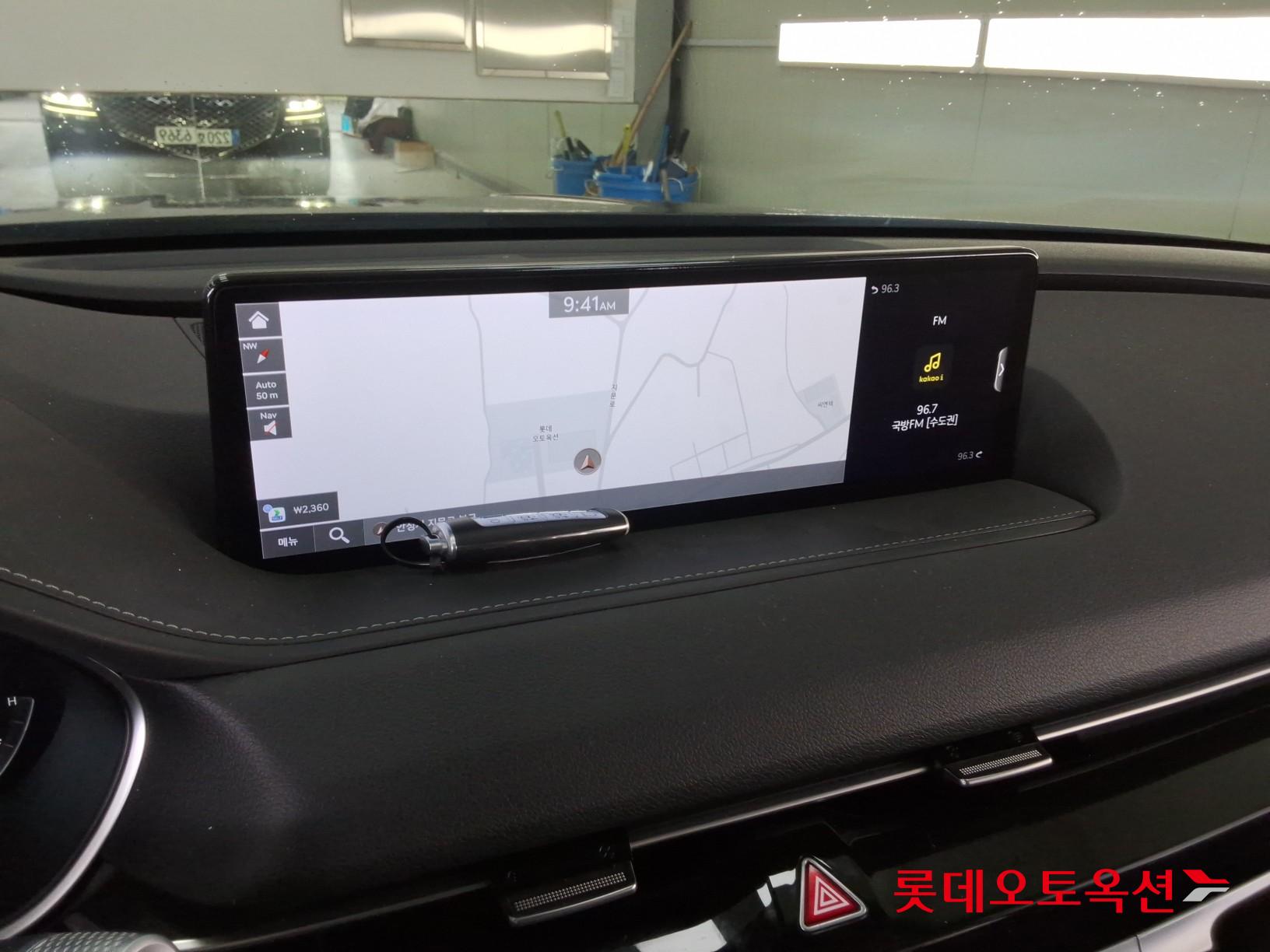 Genesis G80 - 32