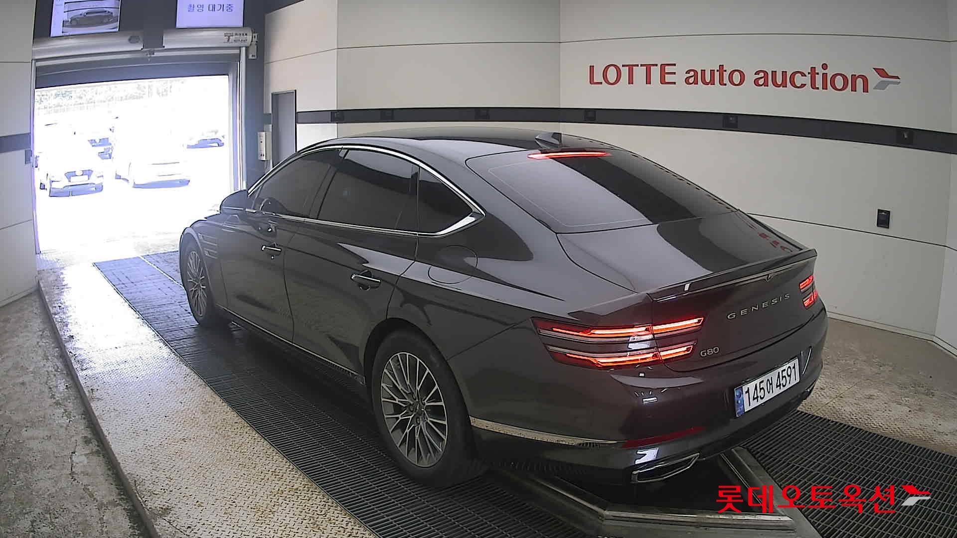 2022 - genesis g80