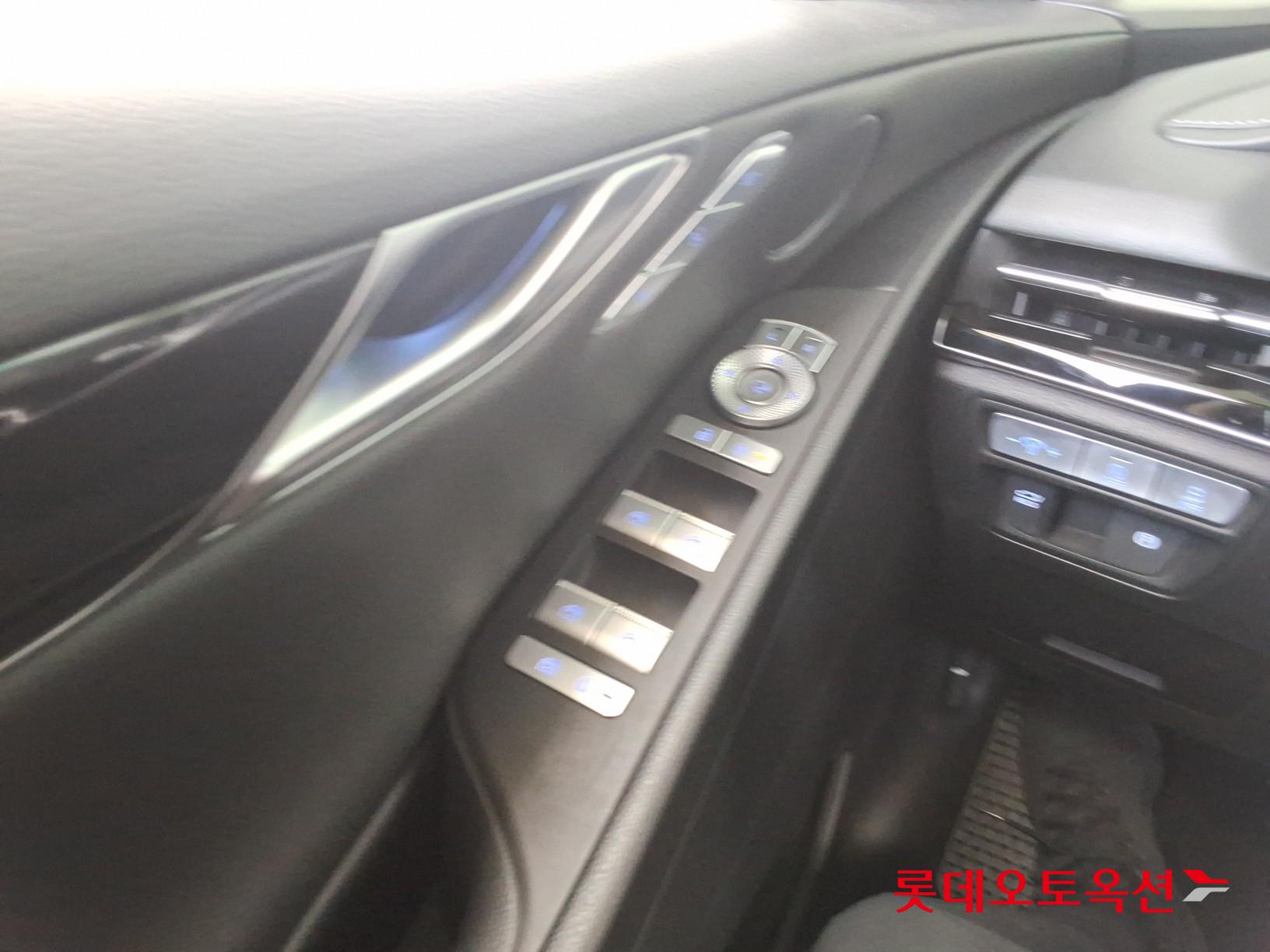 2022 - genesis g80