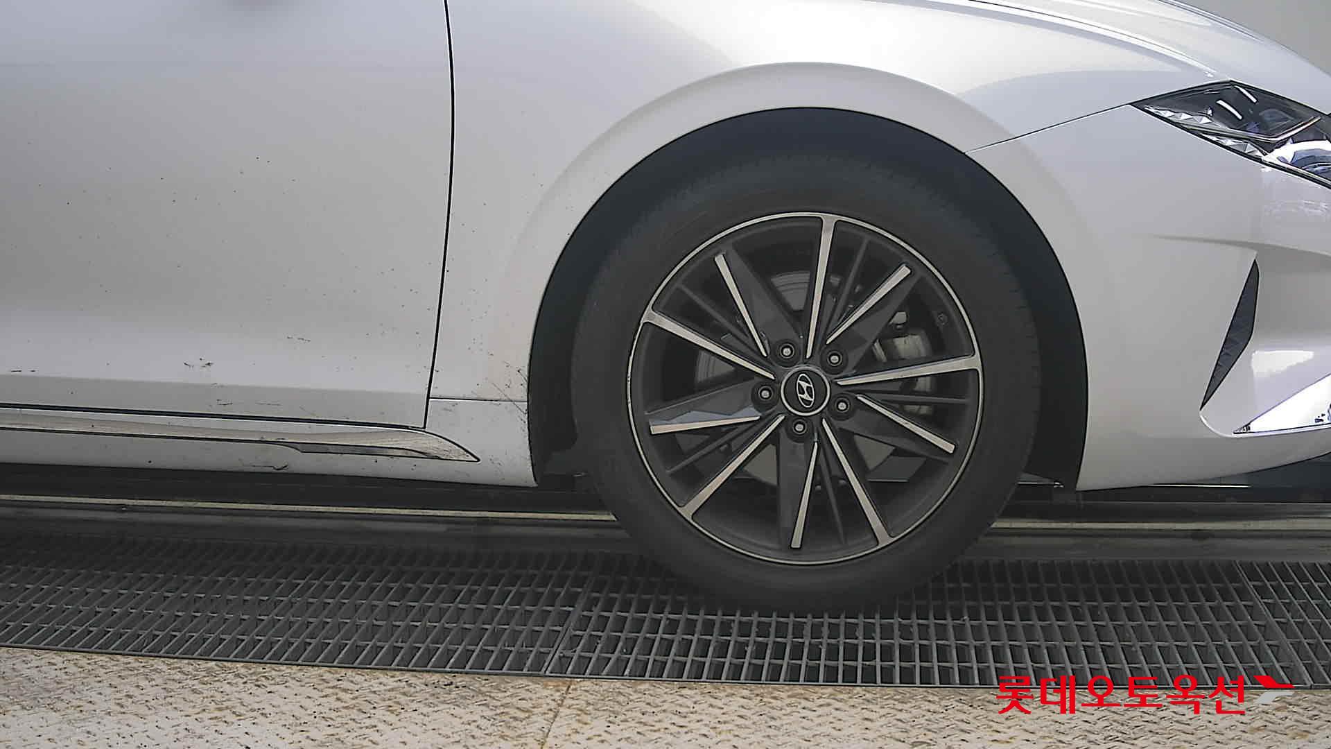 2022 - hyundai grandeur