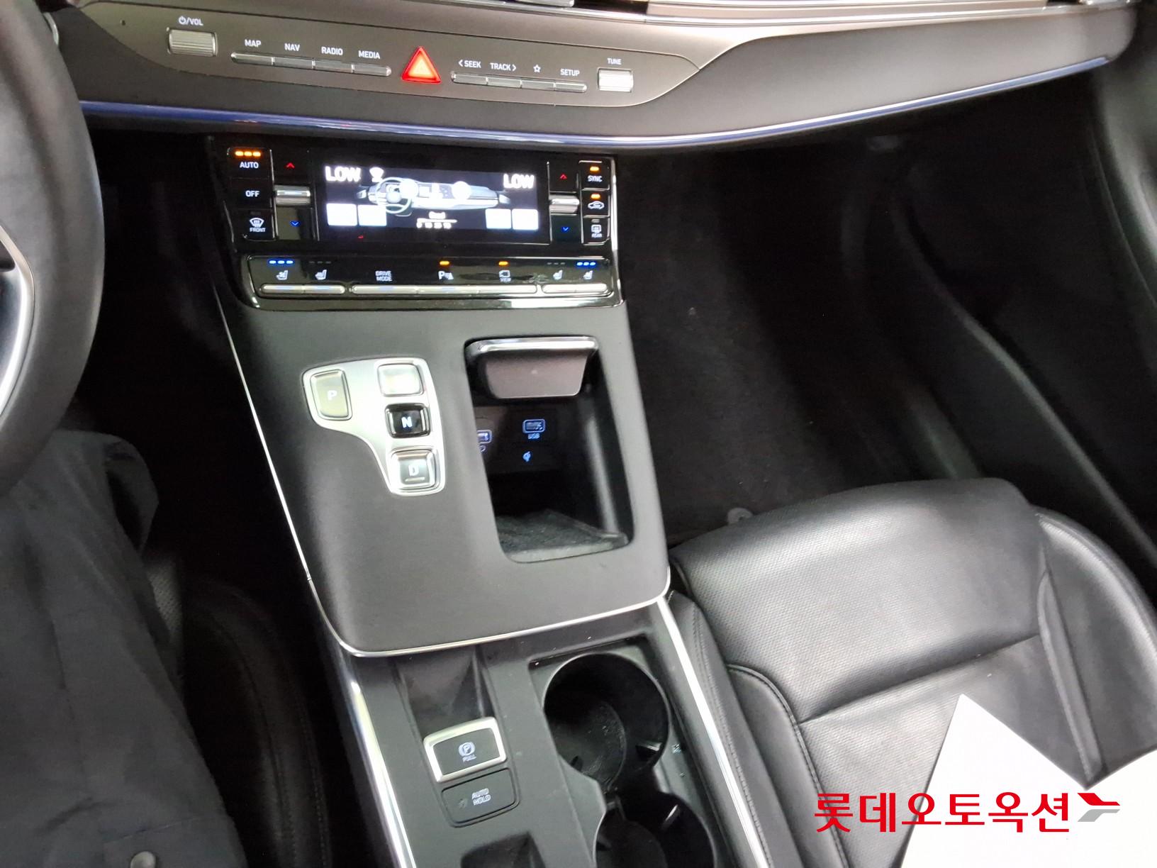 2022 - hyundai grandeur