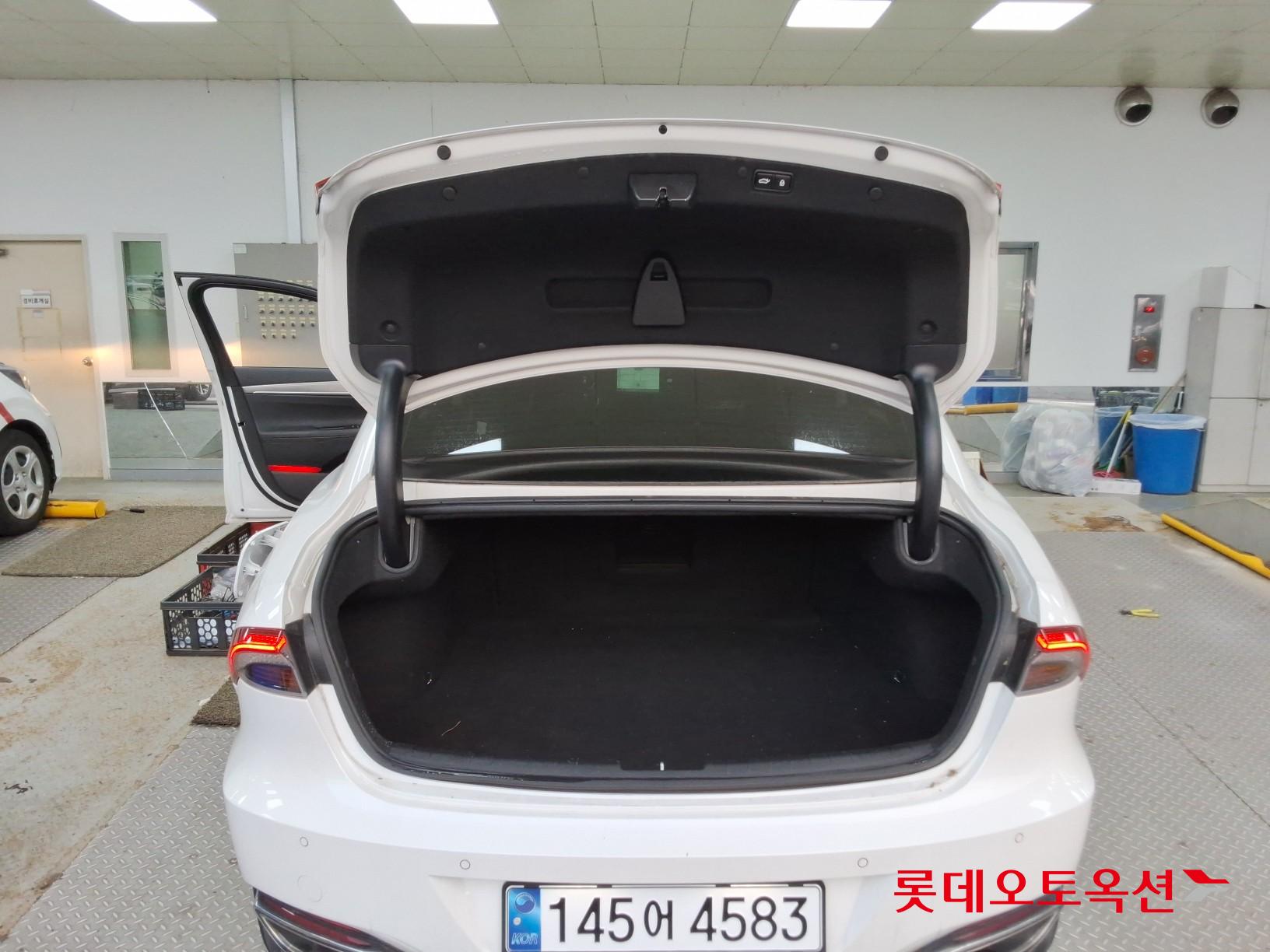 2022 - hyundai grandeur