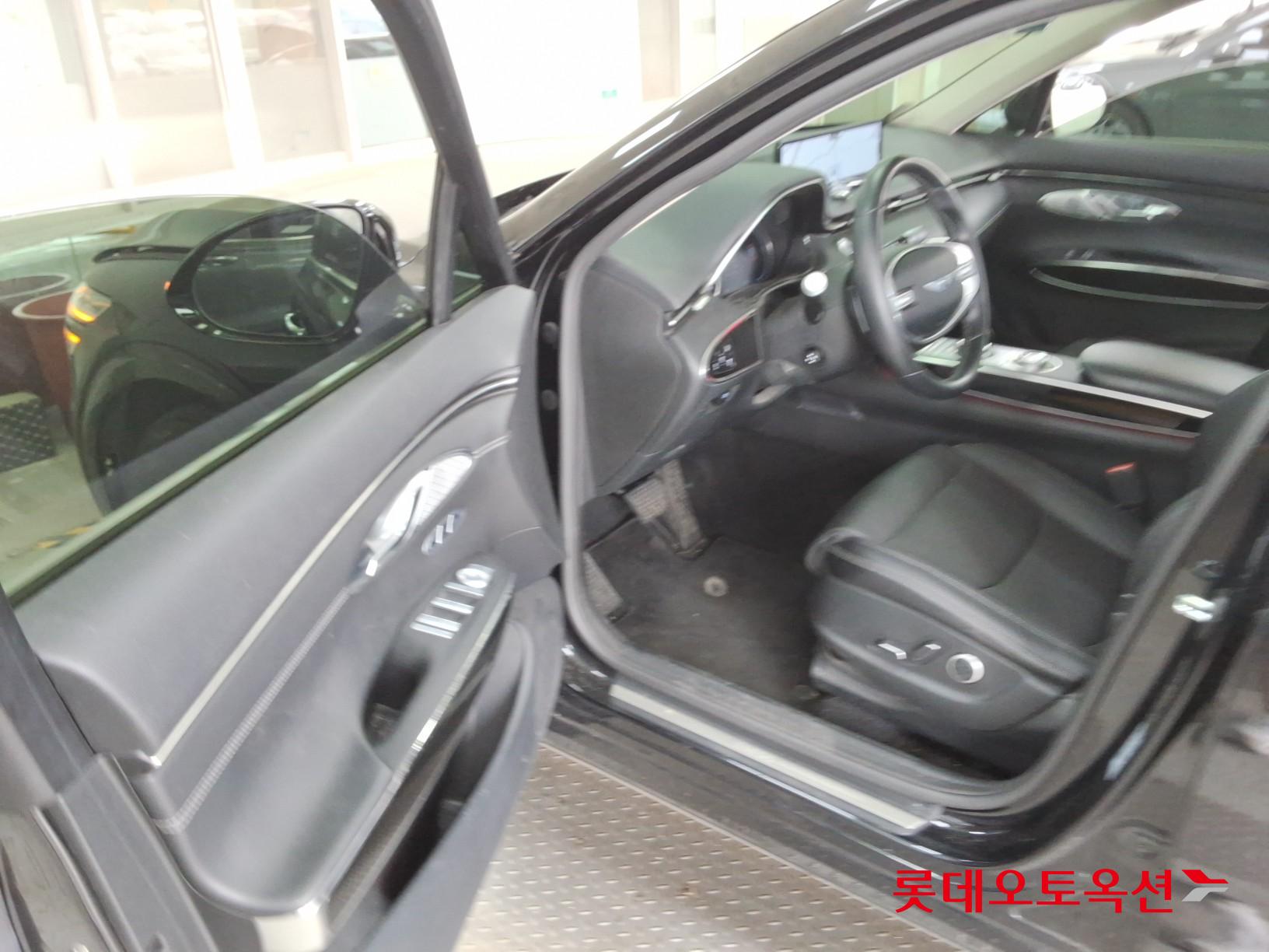 Genesis GV70 - 37