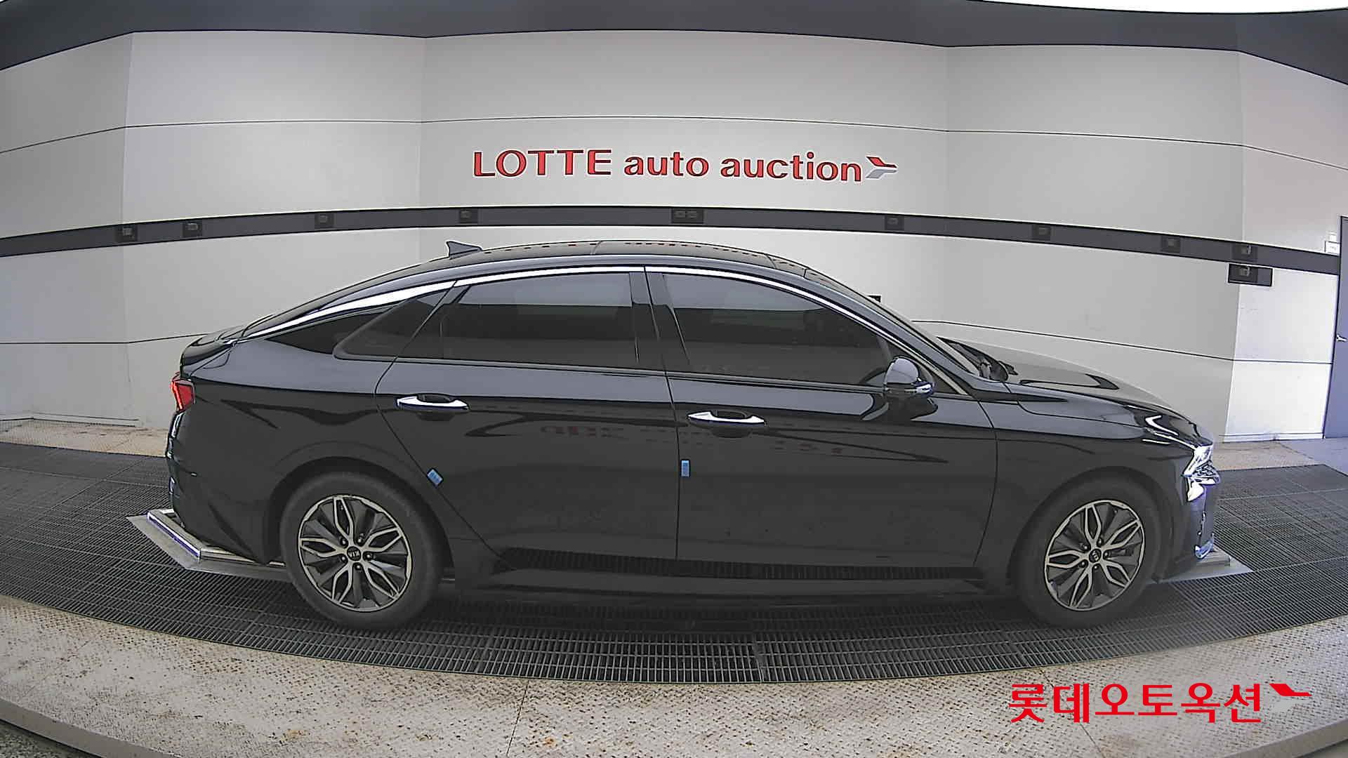 Kia K5 - 21