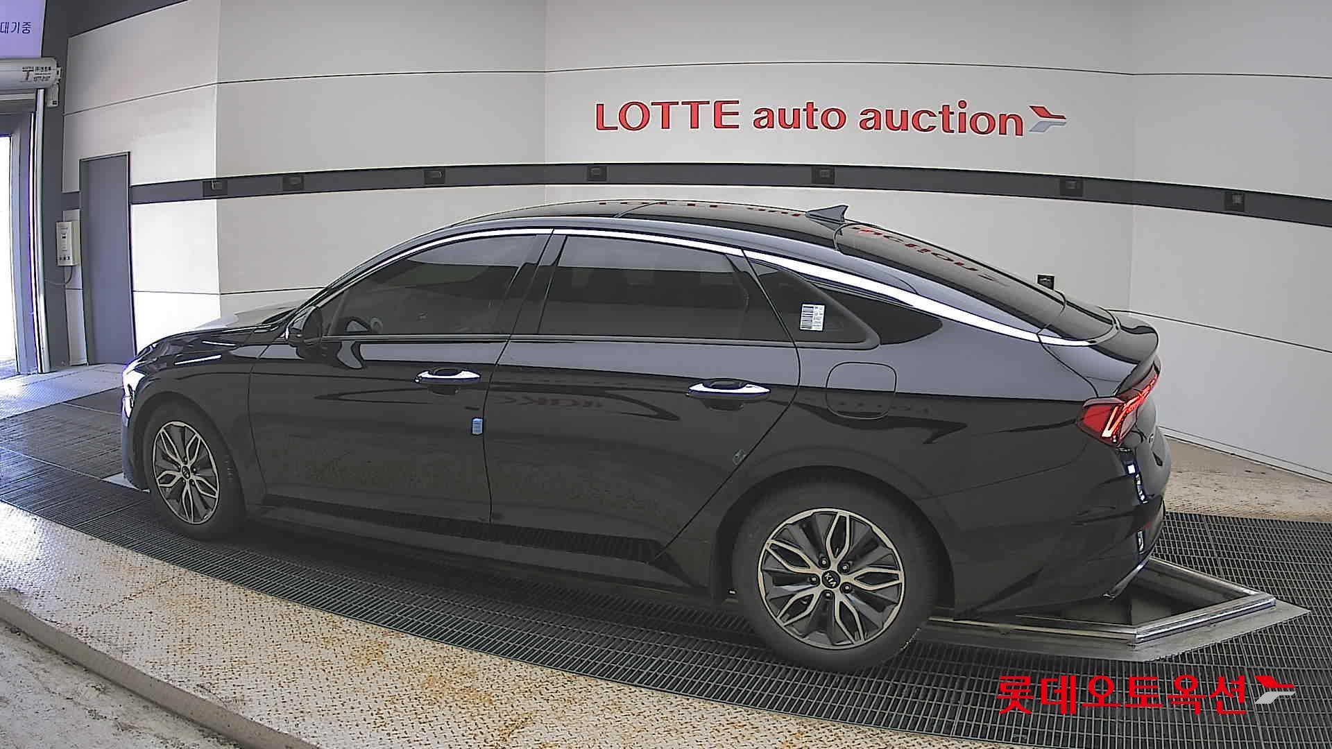 Kia K5 - 14