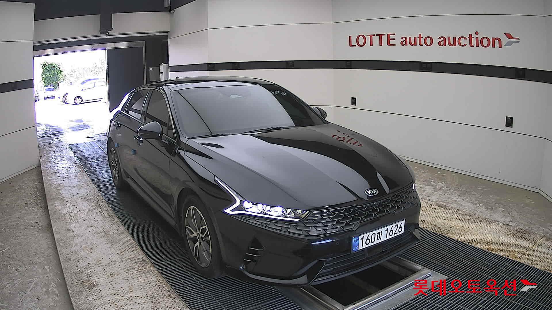 Kia K5 - 24