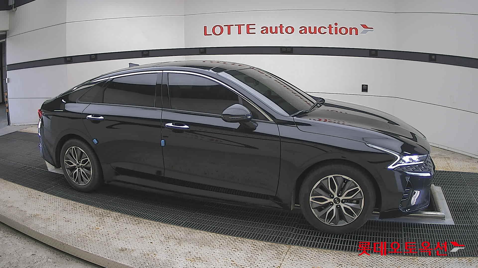 Kia K5 - 22