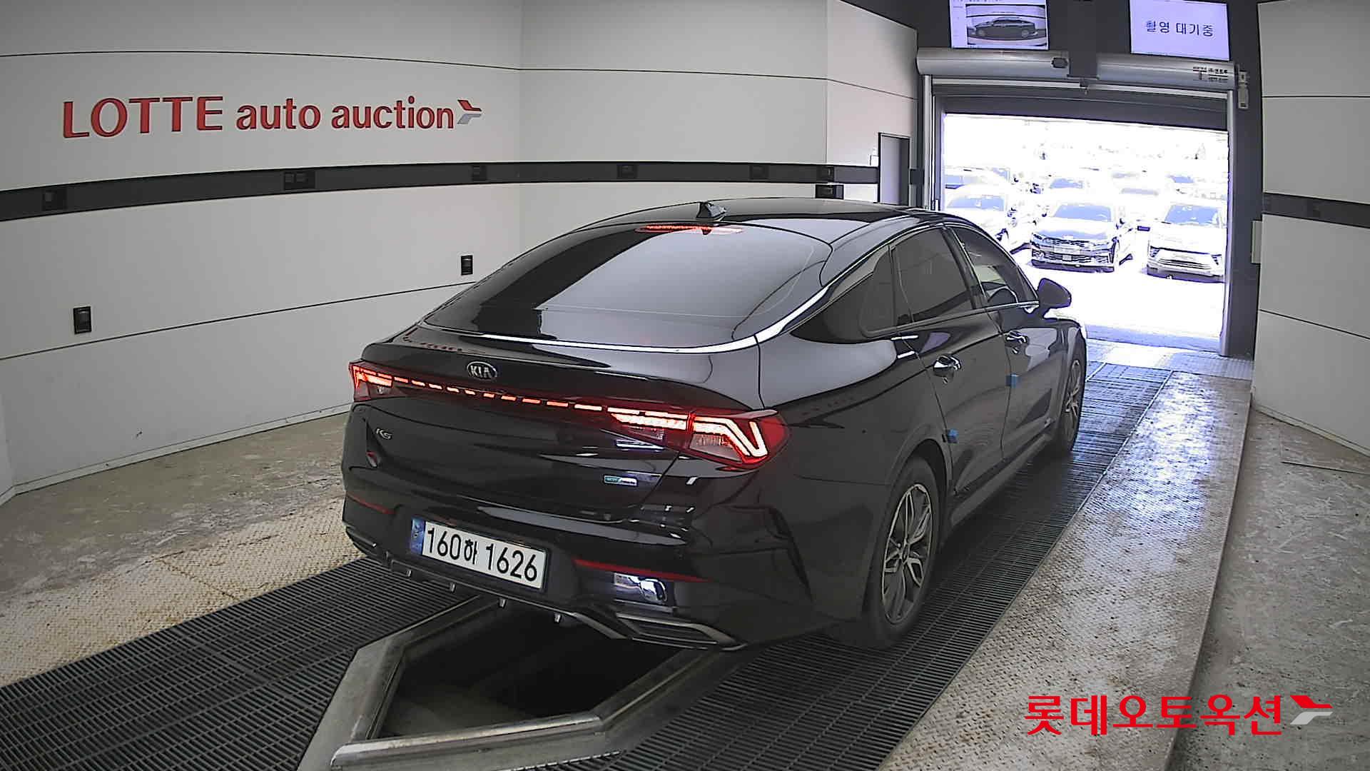 Kia K5 - 18