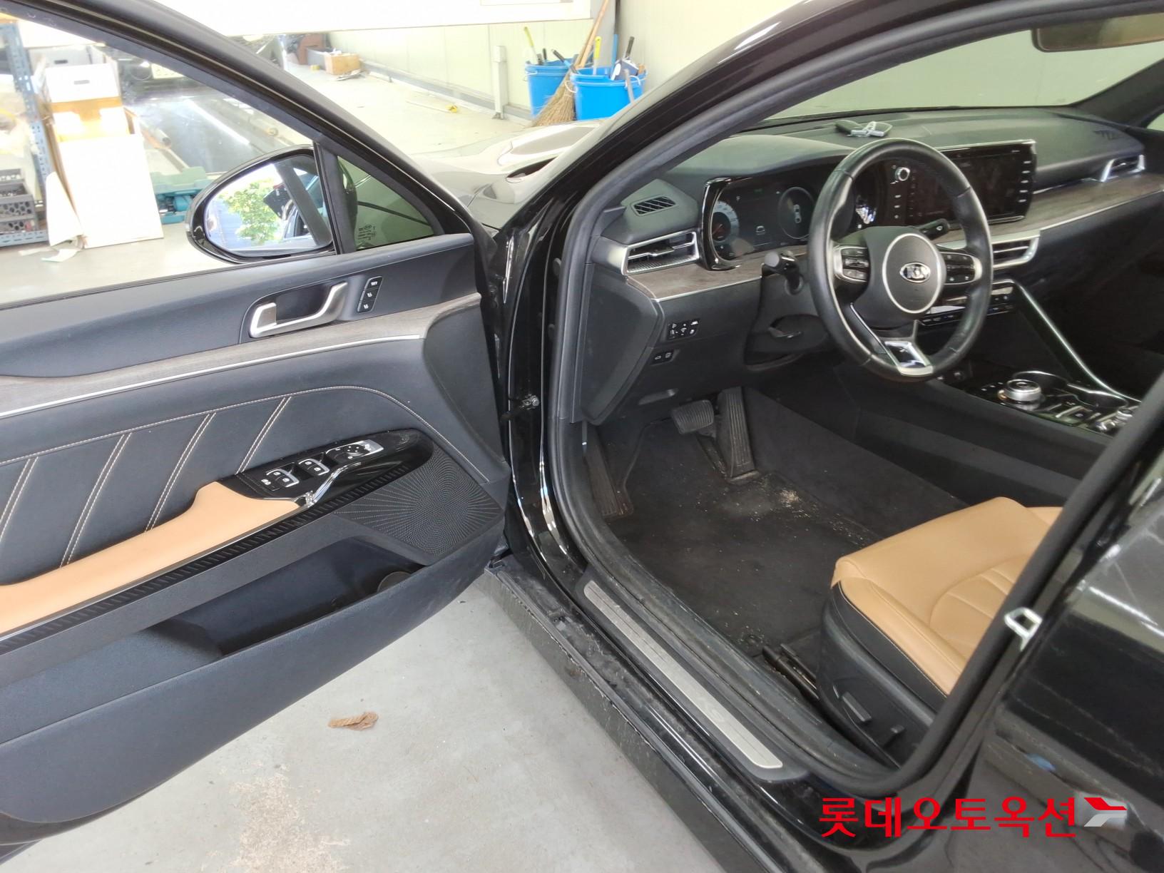 Kia K5 - 35