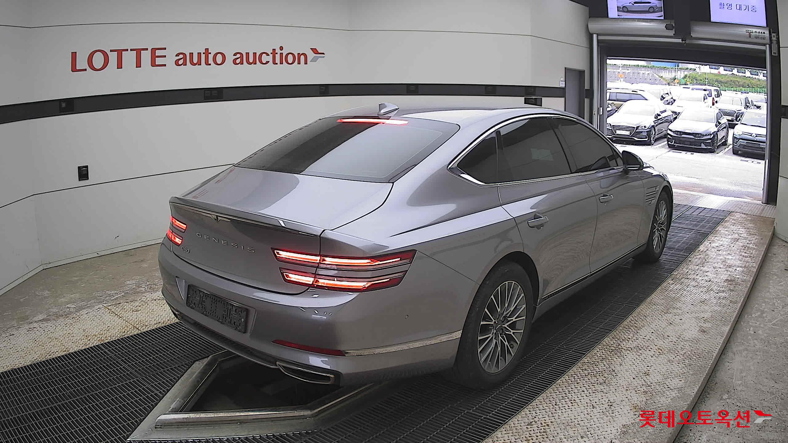Genesis G80 - 5