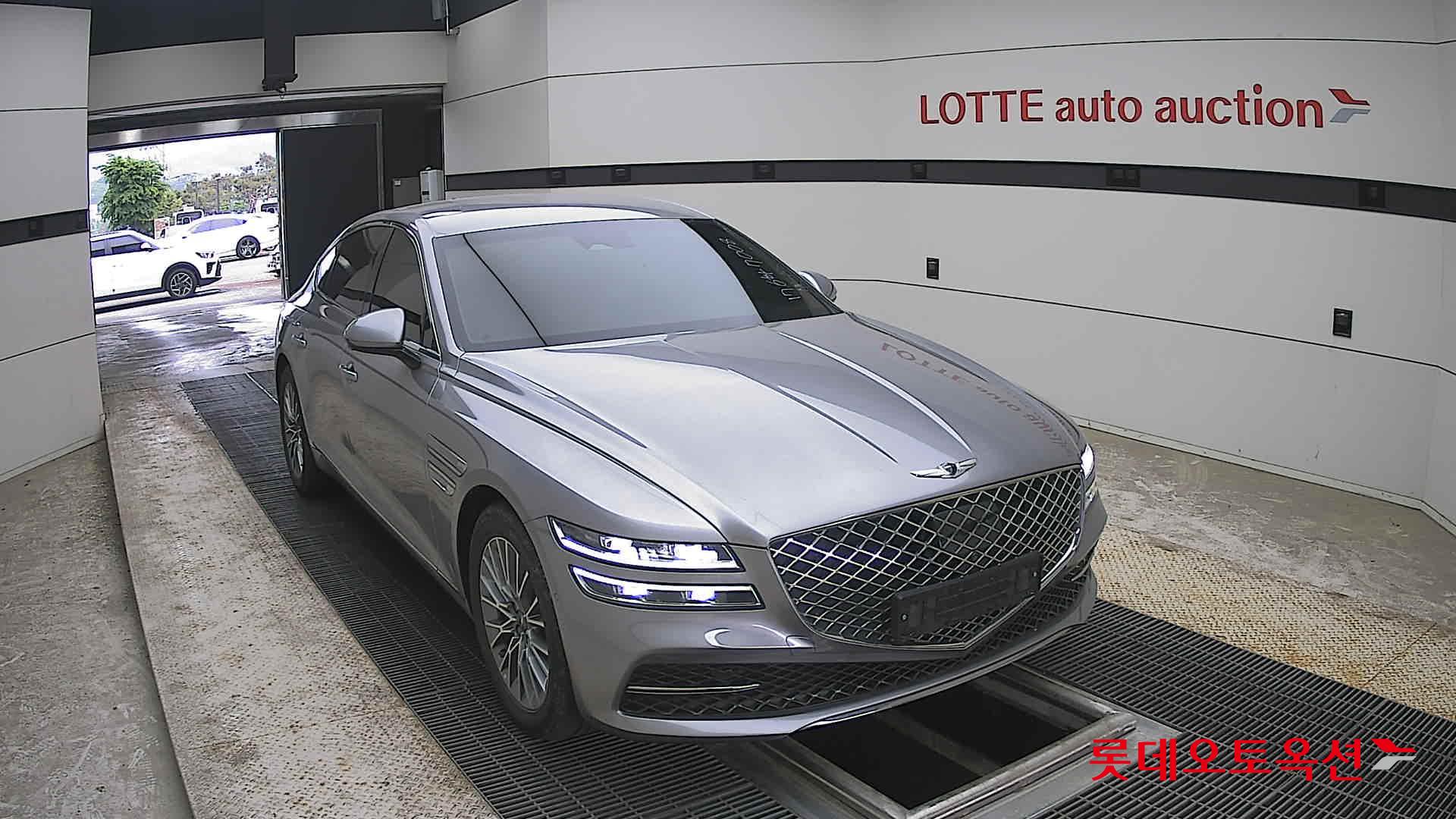 Genesis G80 - 24