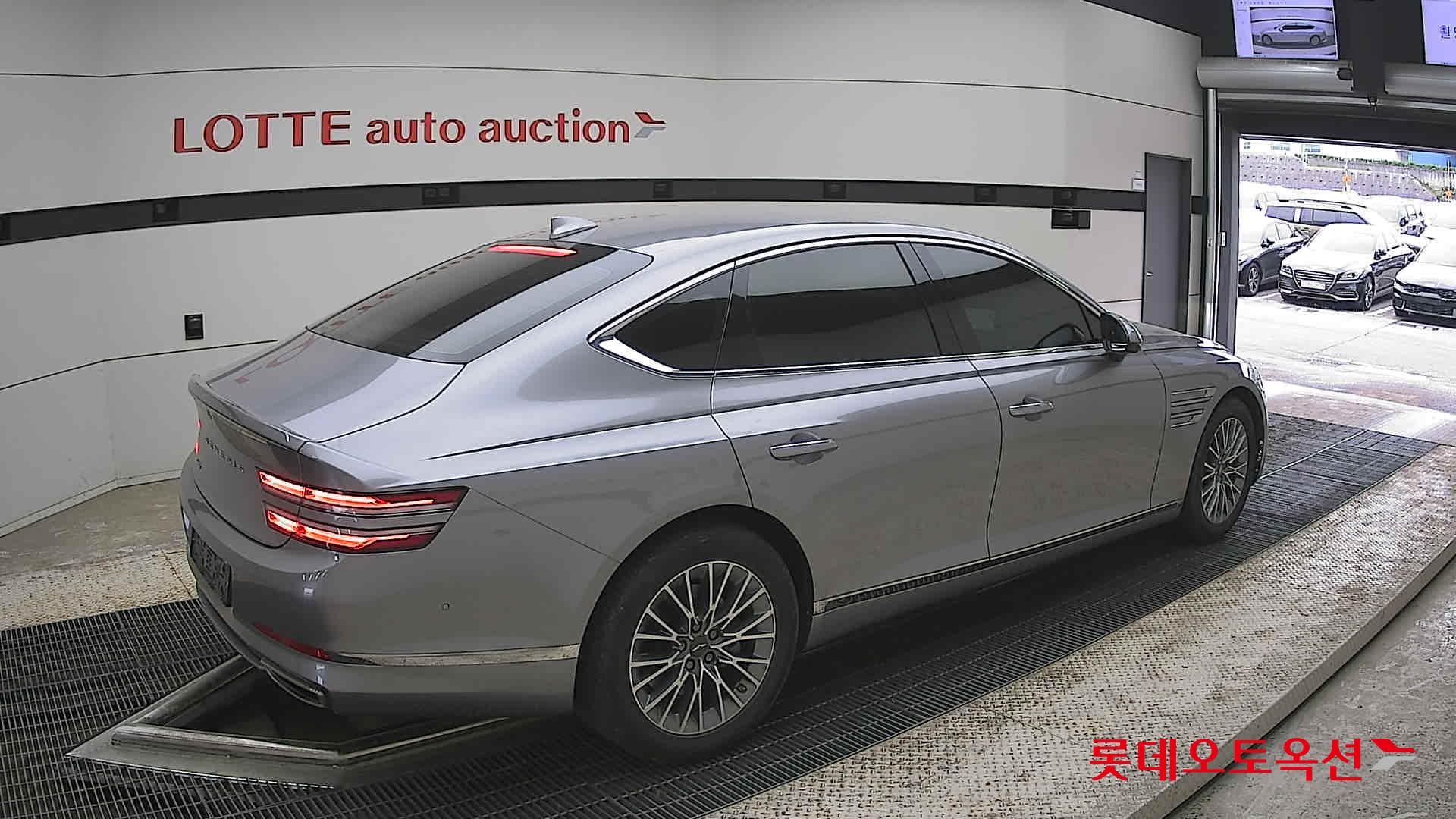 Genesis G80 - 19