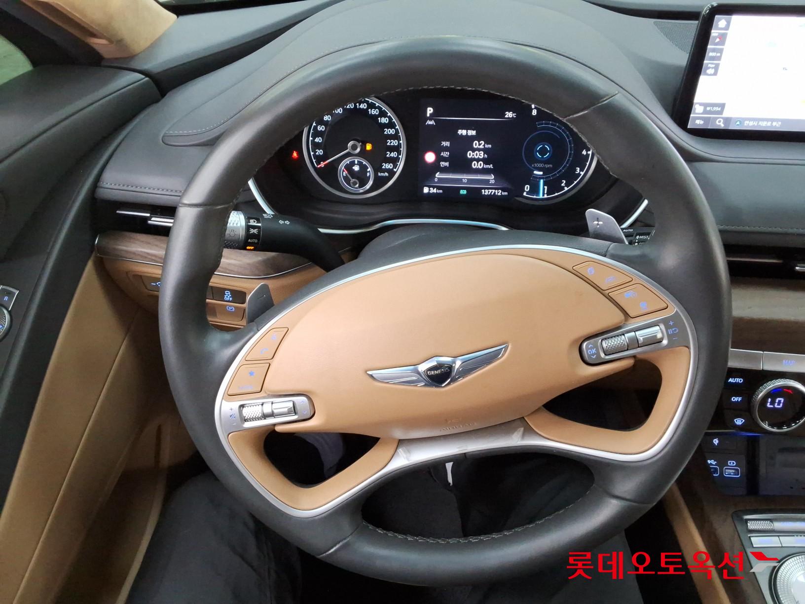 Genesis G80 - 30