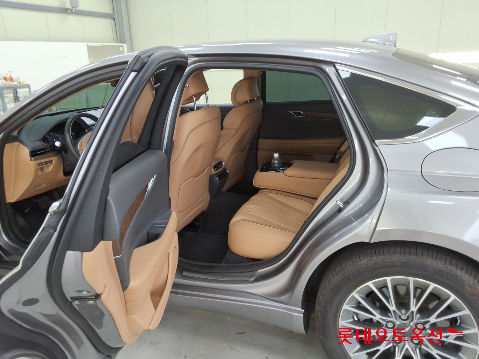 Genesis G80 - 38