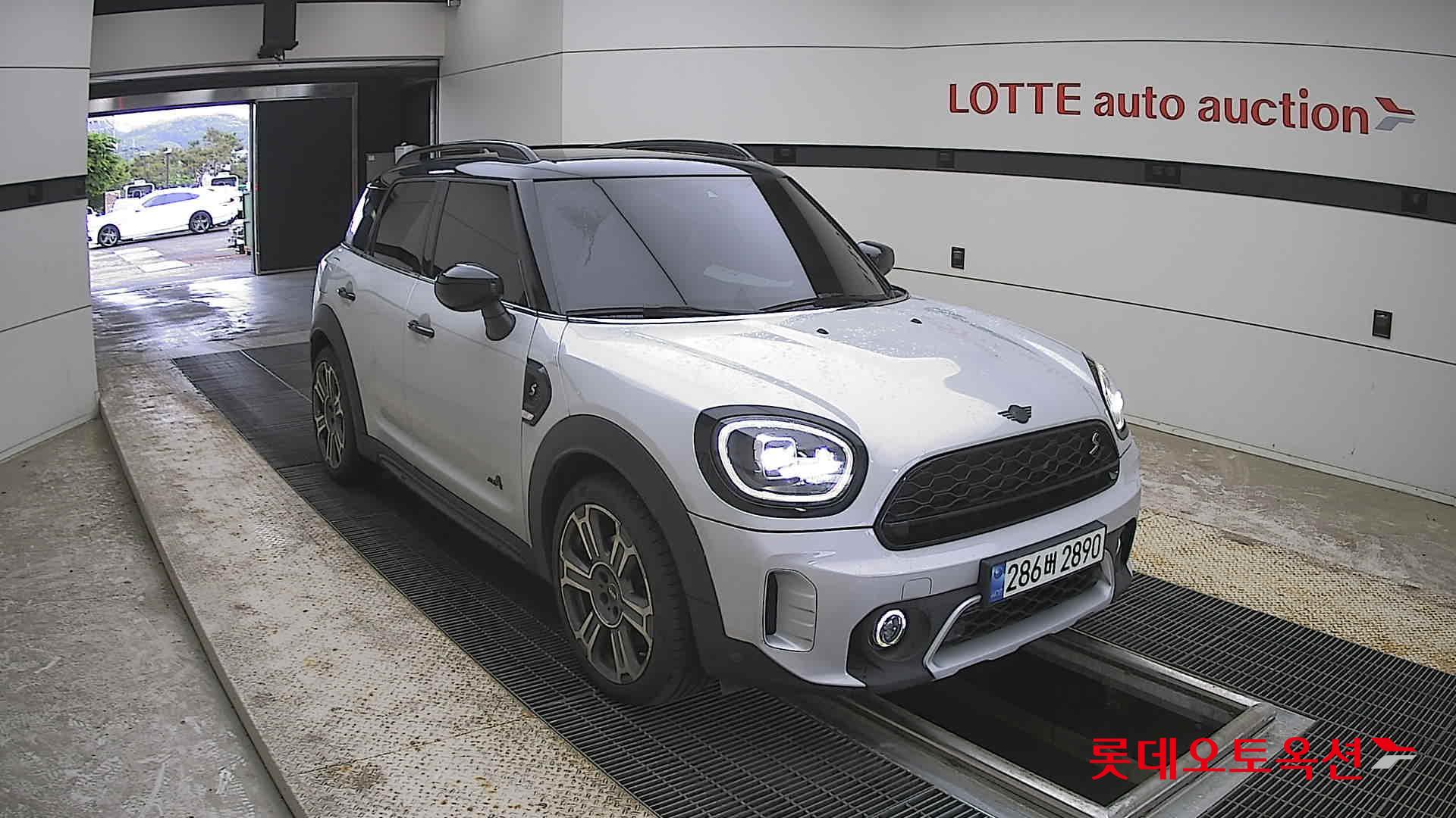 2023 - mini cooper