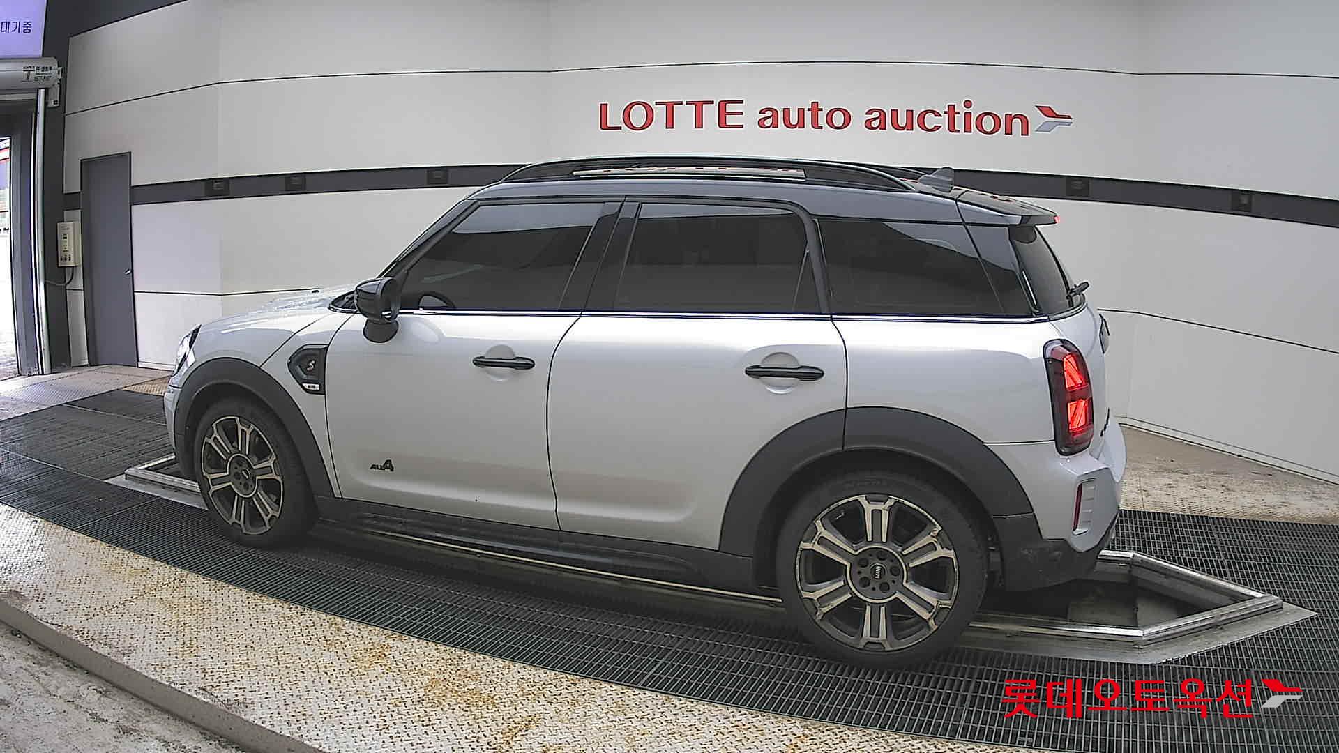 2023 - mini cooper
