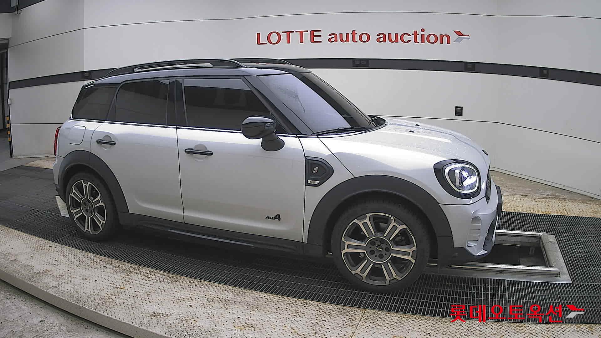 2023 - mini cooper