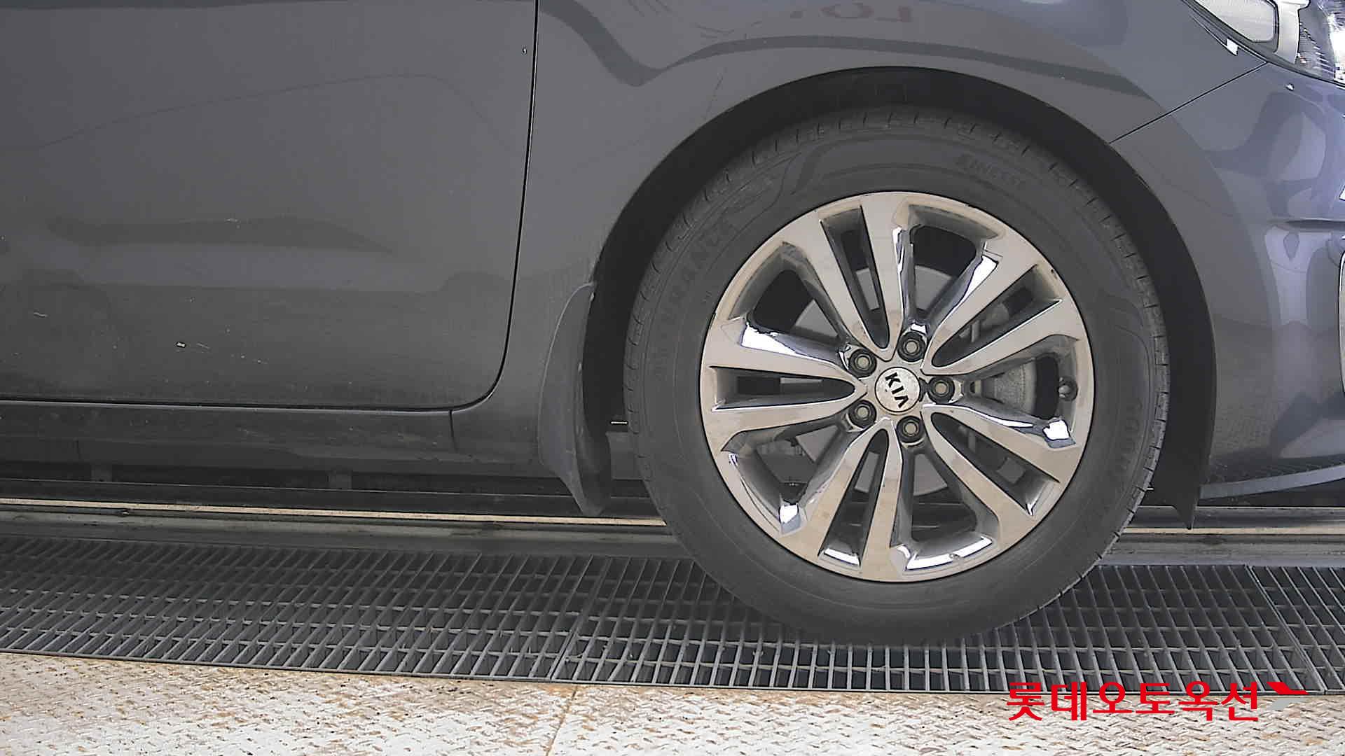 2018 - kia carnival