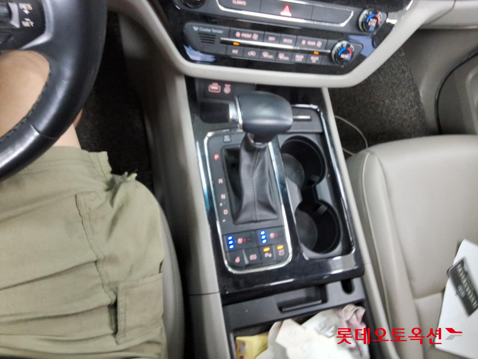 2018 - kia carnival