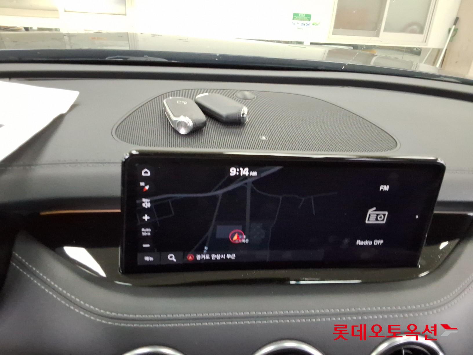 2021 - kia stinger