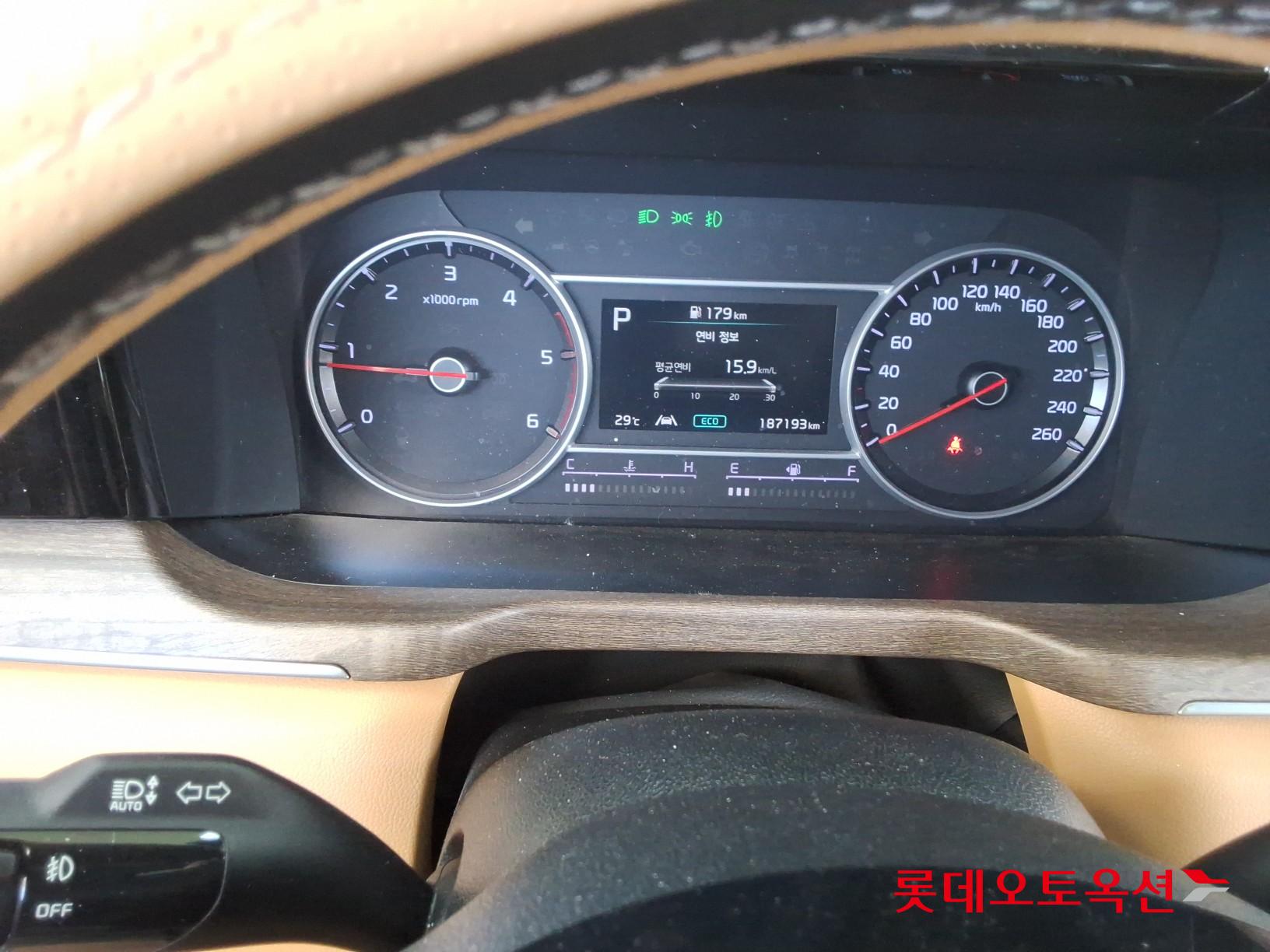 Kia Sorento - 30
