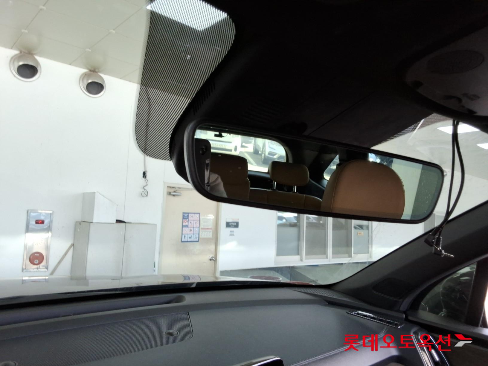 Kia Sorento - 33