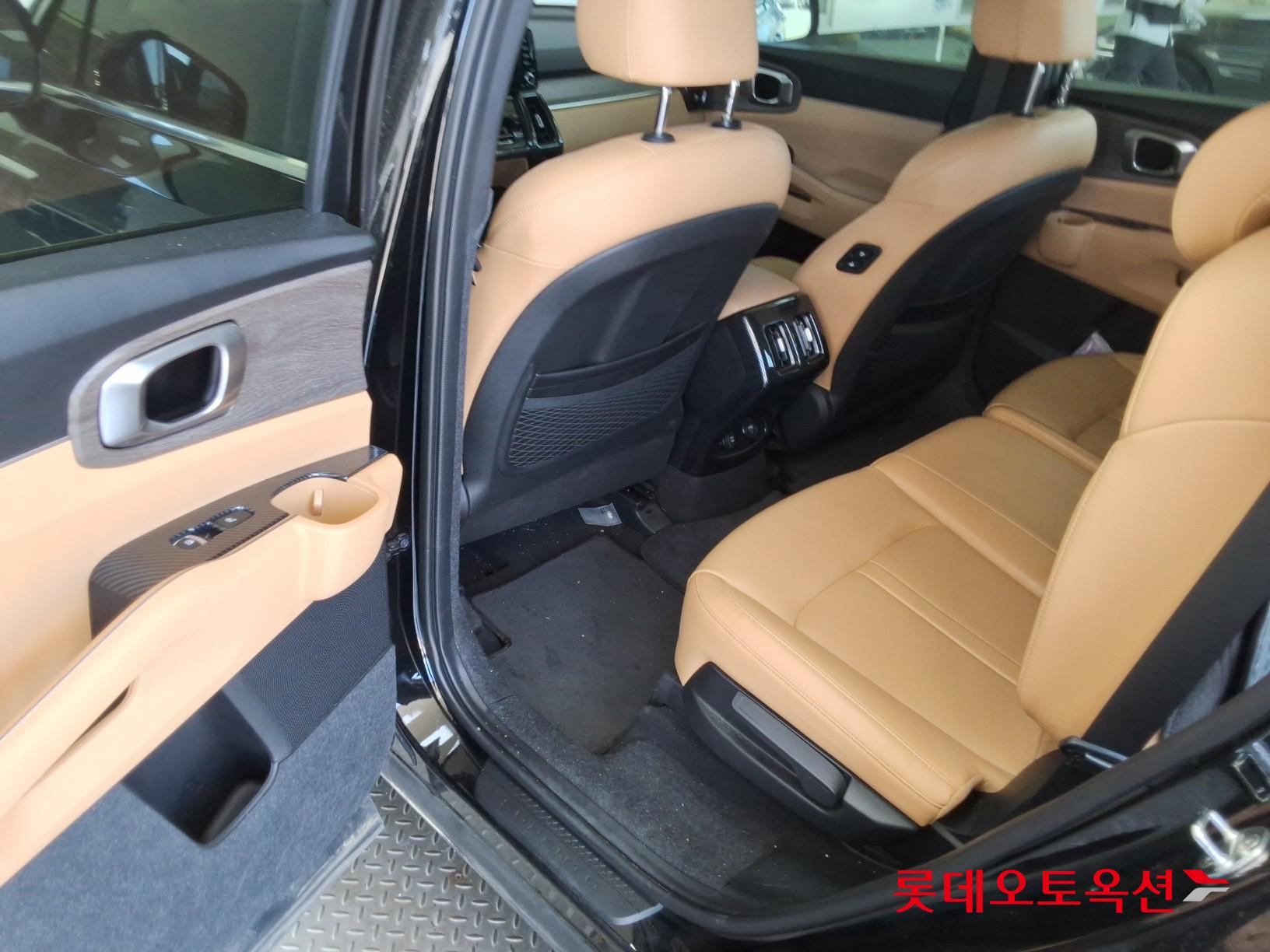 Kia Sorento - 37
