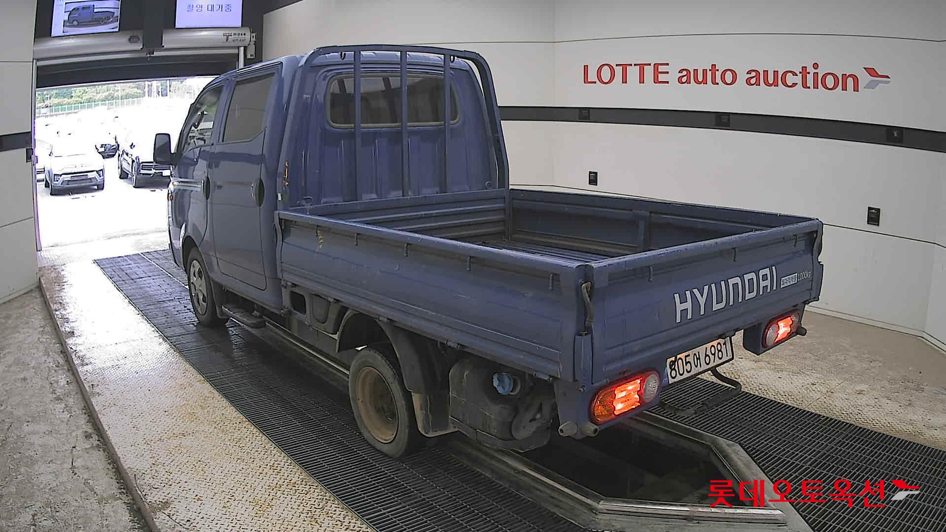 Hyundai Porter - 4