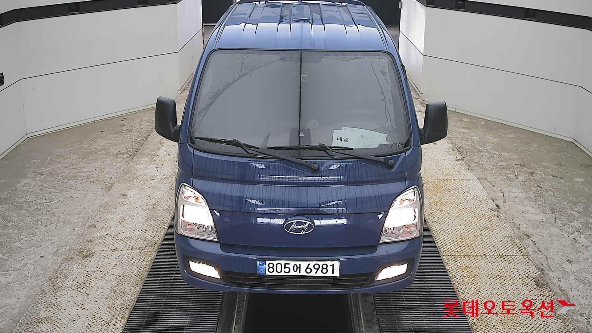 Hyundai Porter - 1