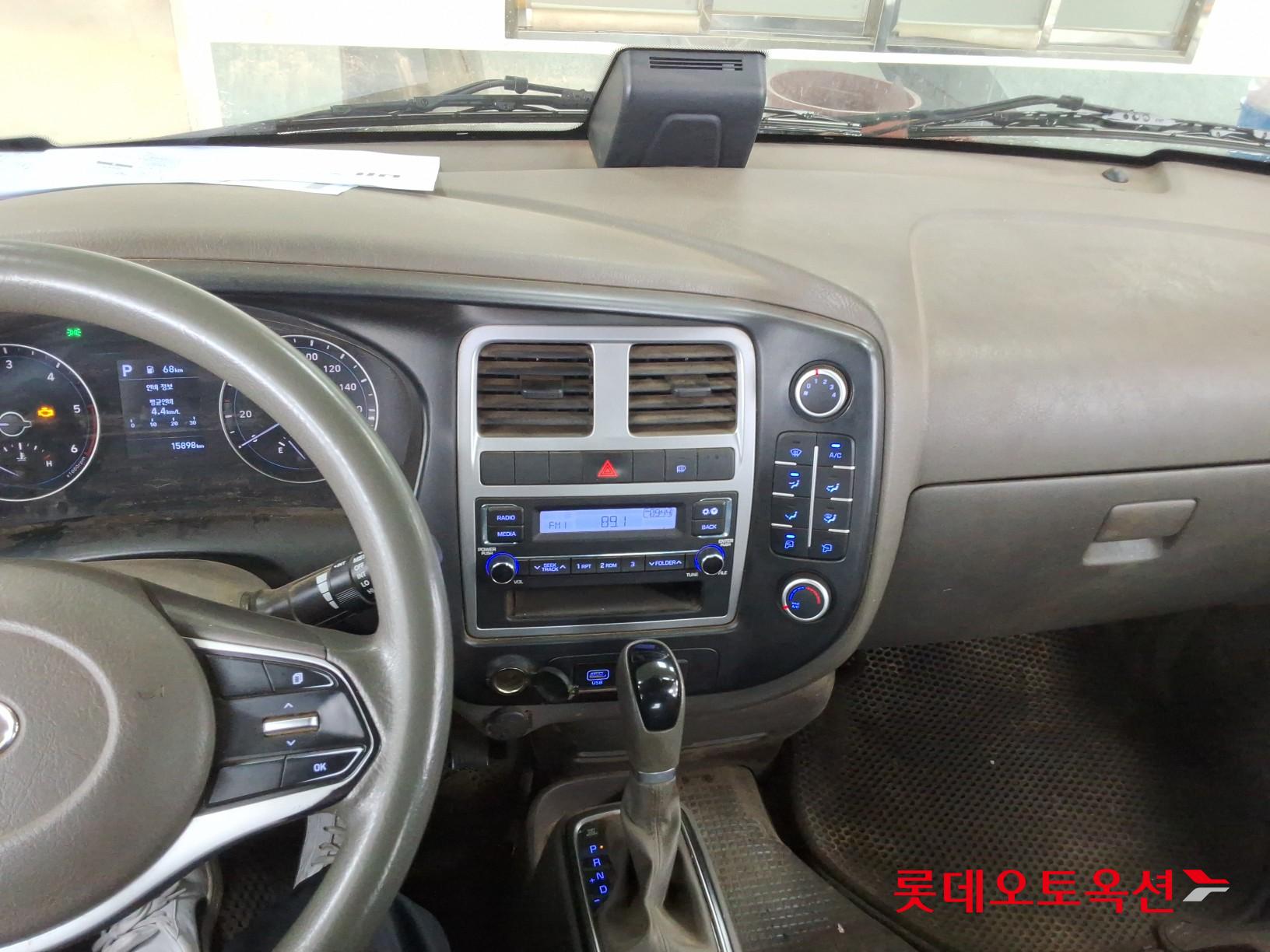 Hyundai Porter - 32