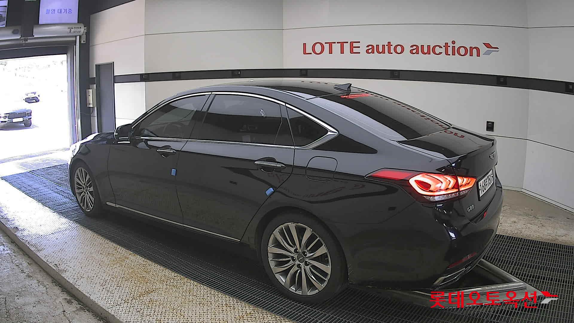 Genesis G80 - 15