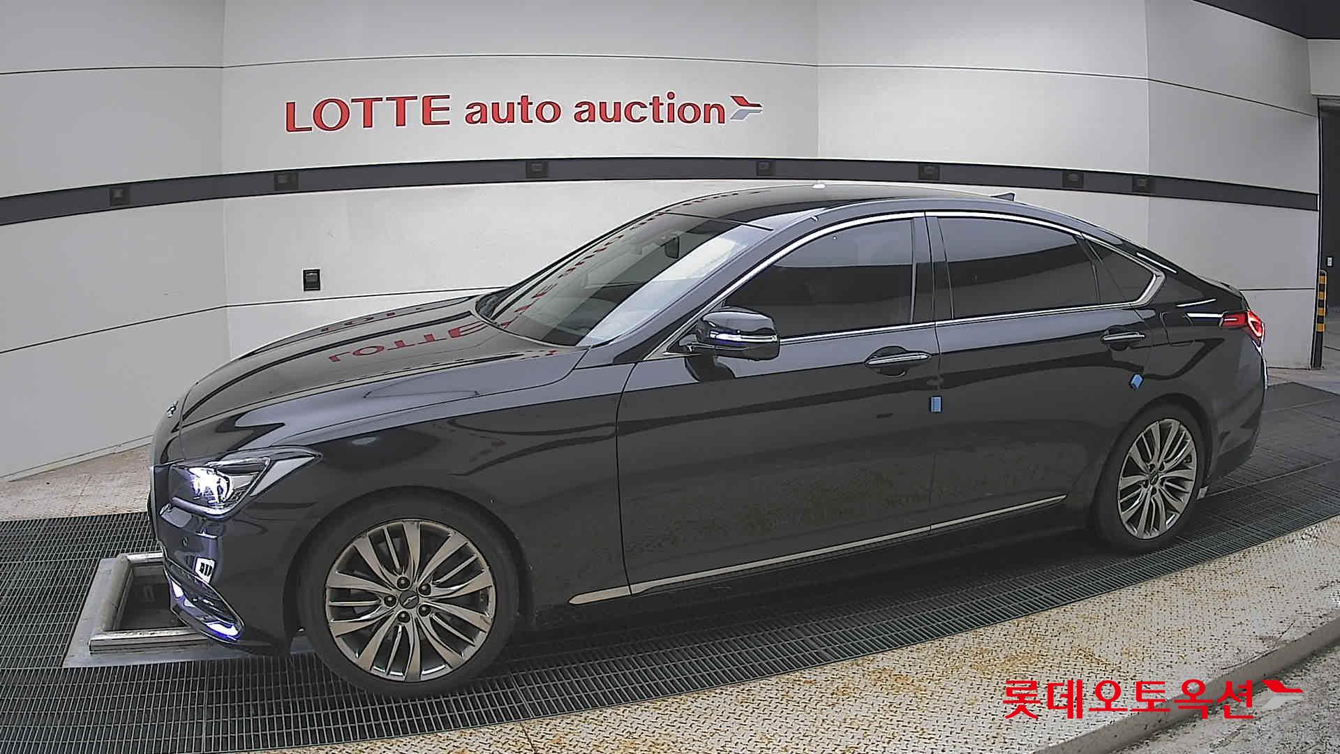 Genesis G80 - 12
