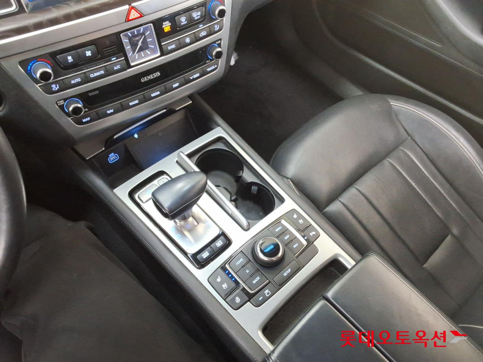 Genesis G80 - 34