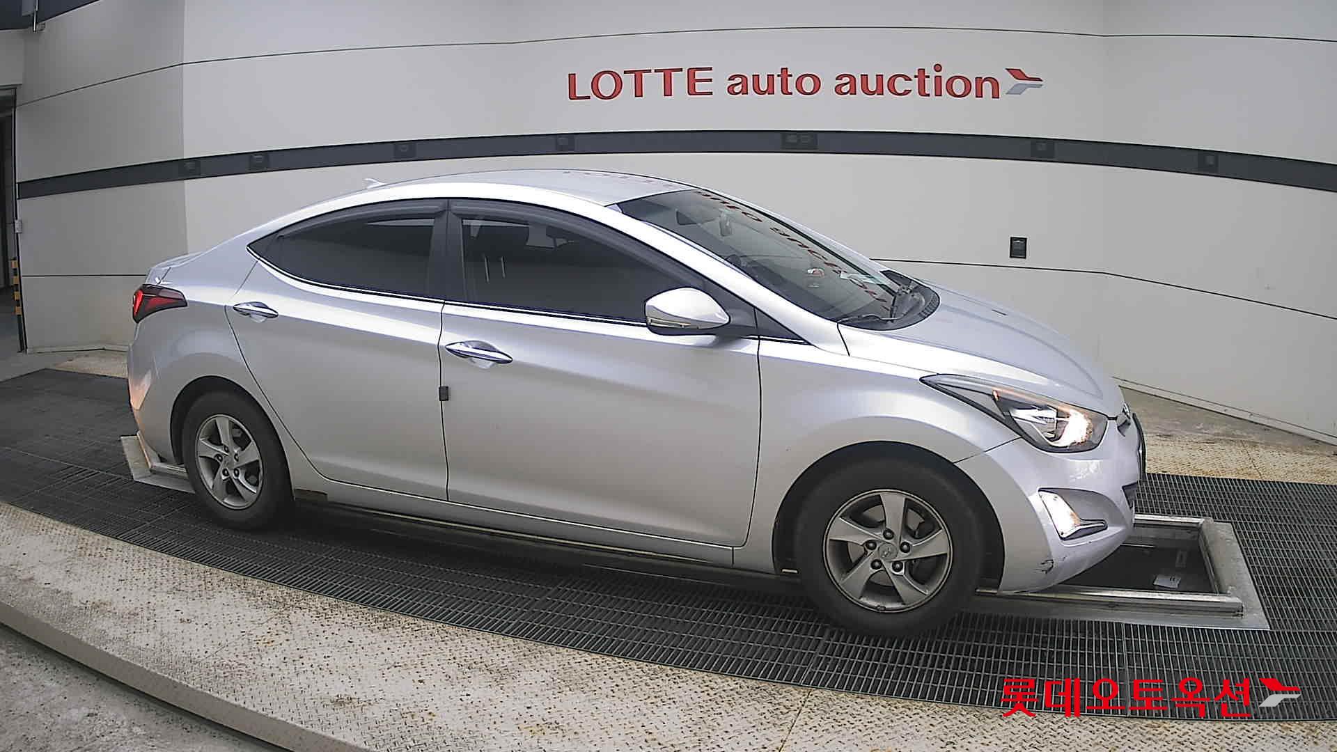 2014 - hyundai avante