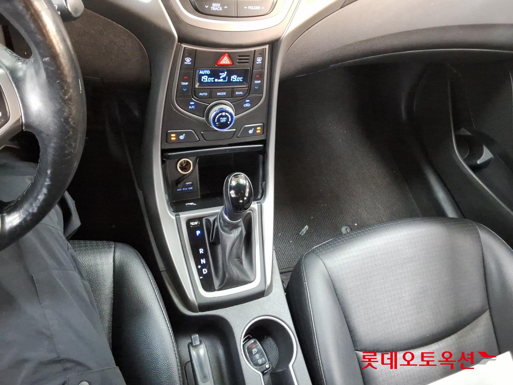 2014 - hyundai avante