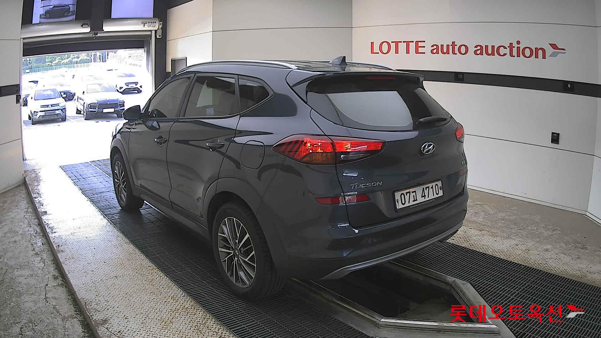 Hyundai Tucson - 4
