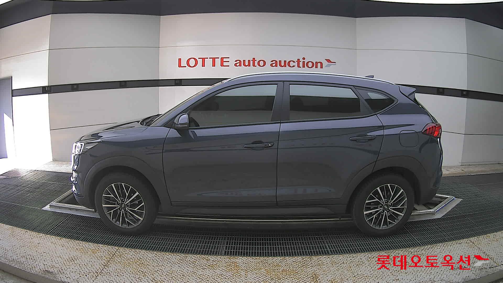 Hyundai Tucson - 13