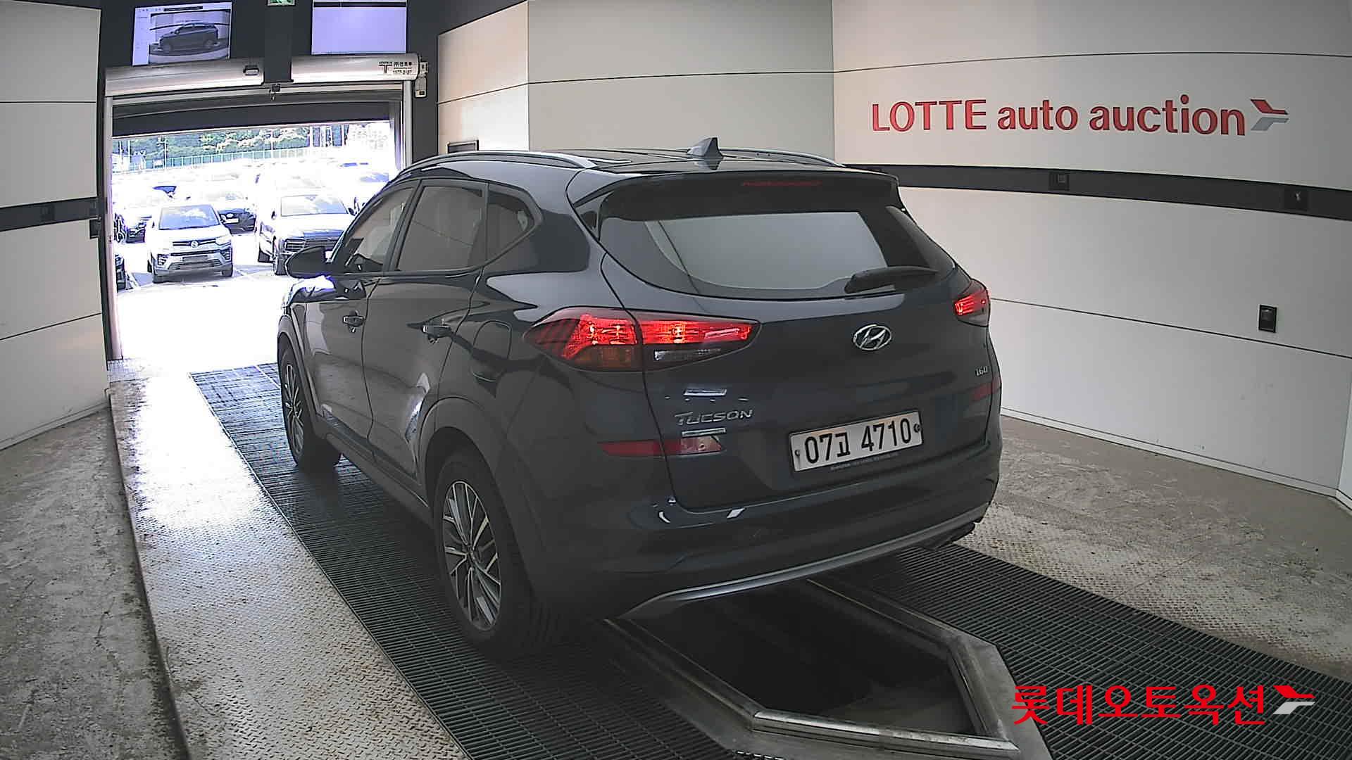 Hyundai Tucson - 16