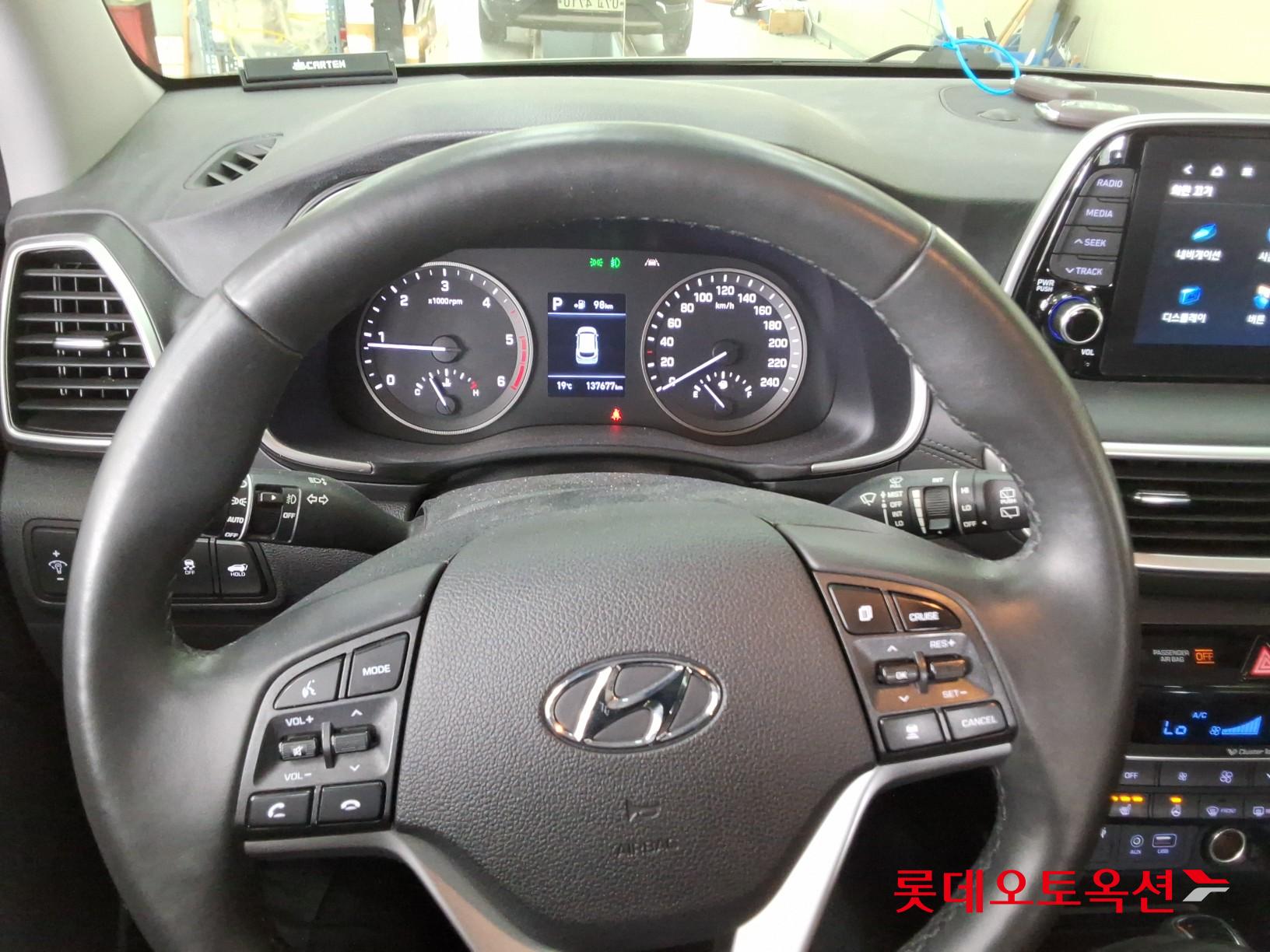 Hyundai Tucson - 30