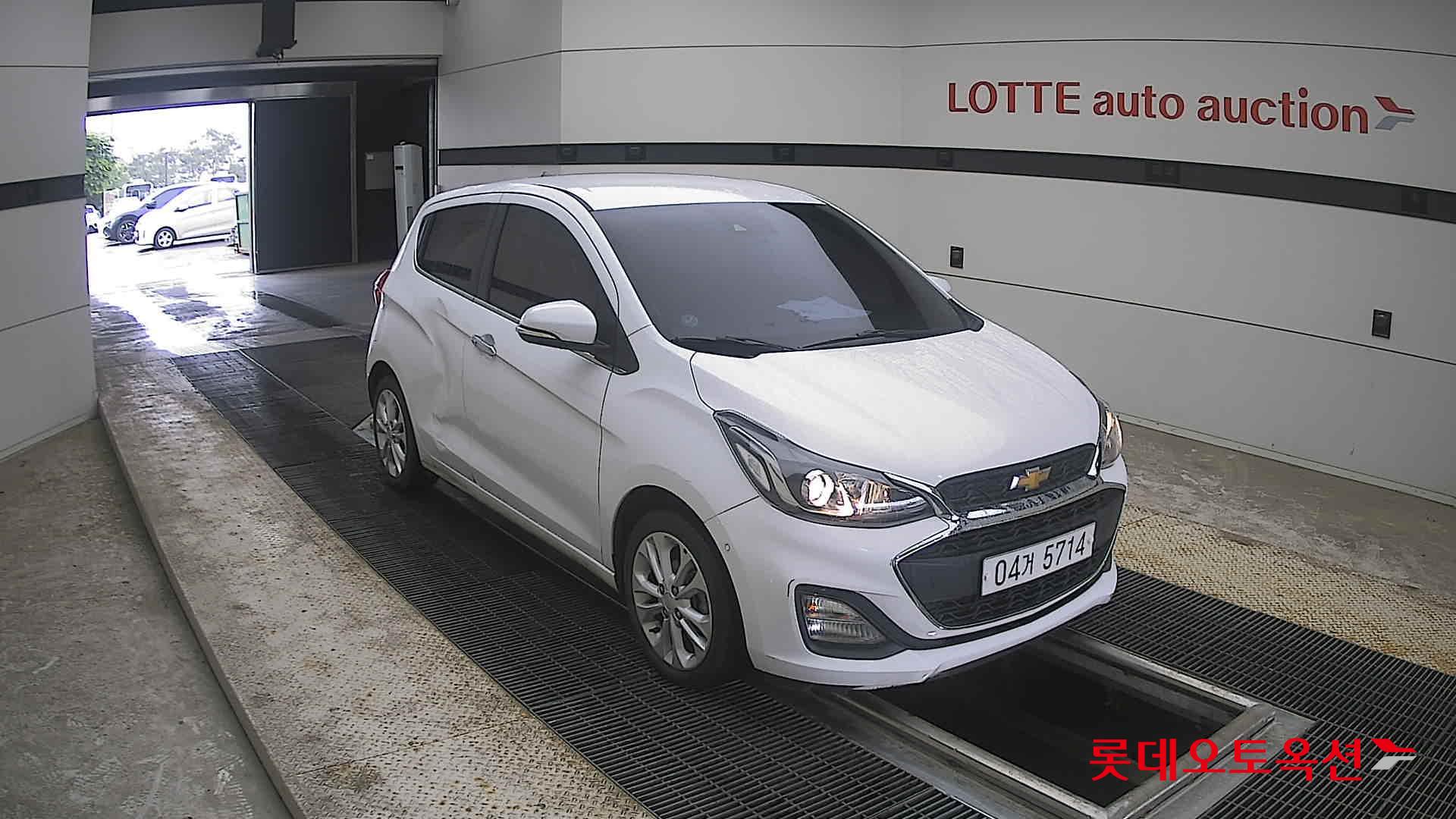 2019 - chevrolet spark
